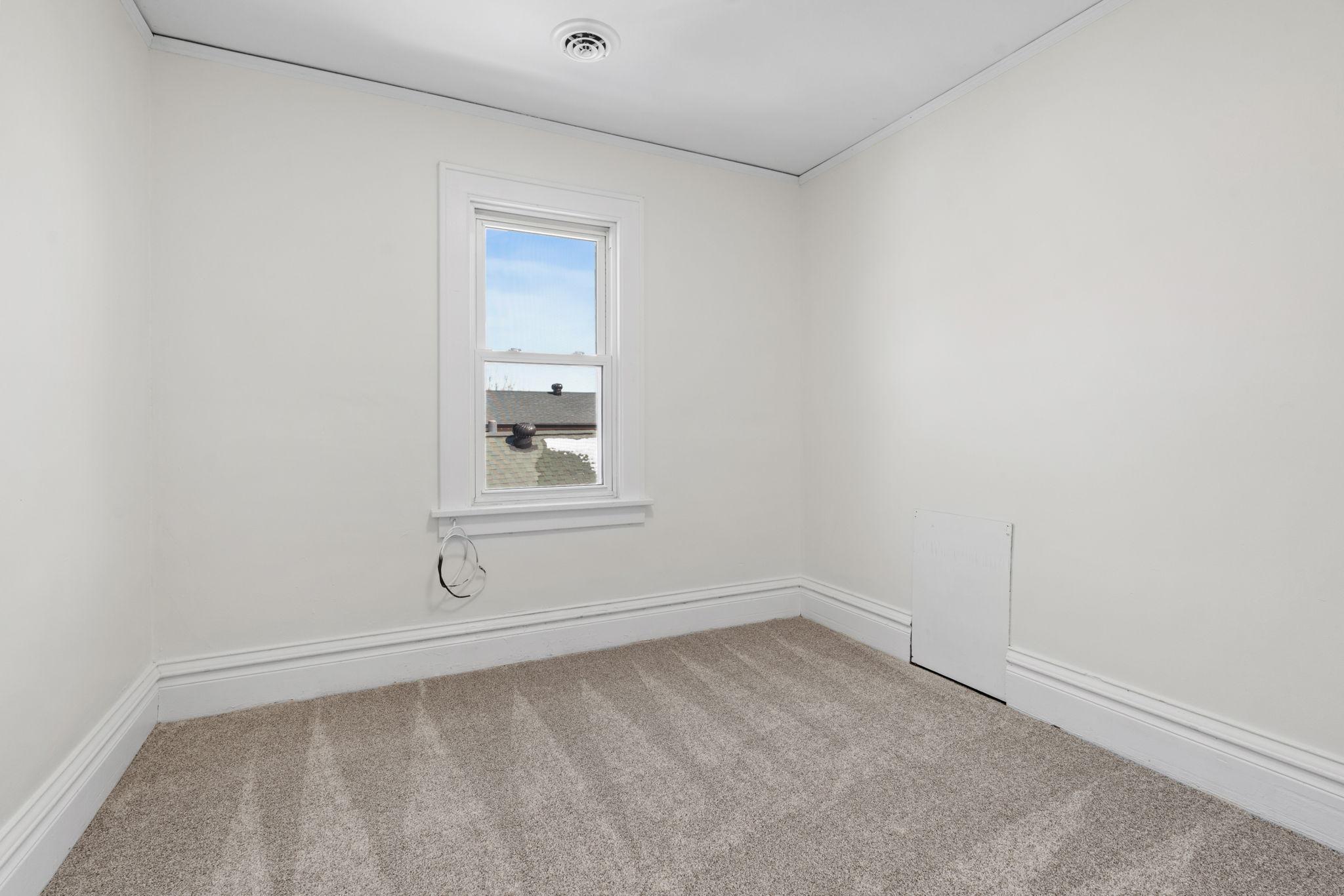 View of Residential at 3850 Colfax Avenue, Minneapolis MN 55412, Minneapolis (24 of 36) - Mike Wilen | Minnesota Team Real Estate