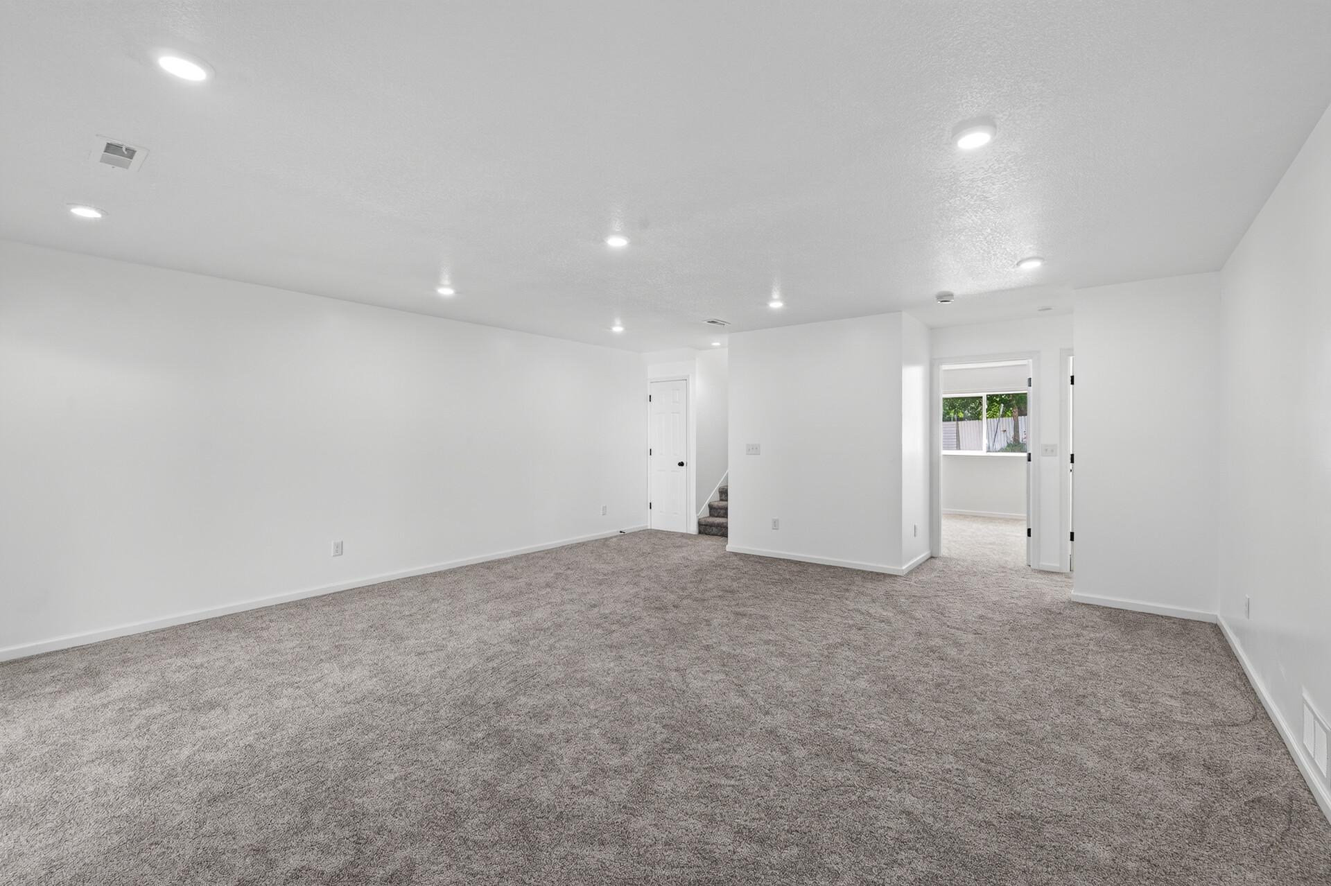 View of Residential at 926 Galtier Street, Saint Paul MN 55117, Saint Paul (22 of 29) - Mike Wilen | Minnesota Team Real Estate