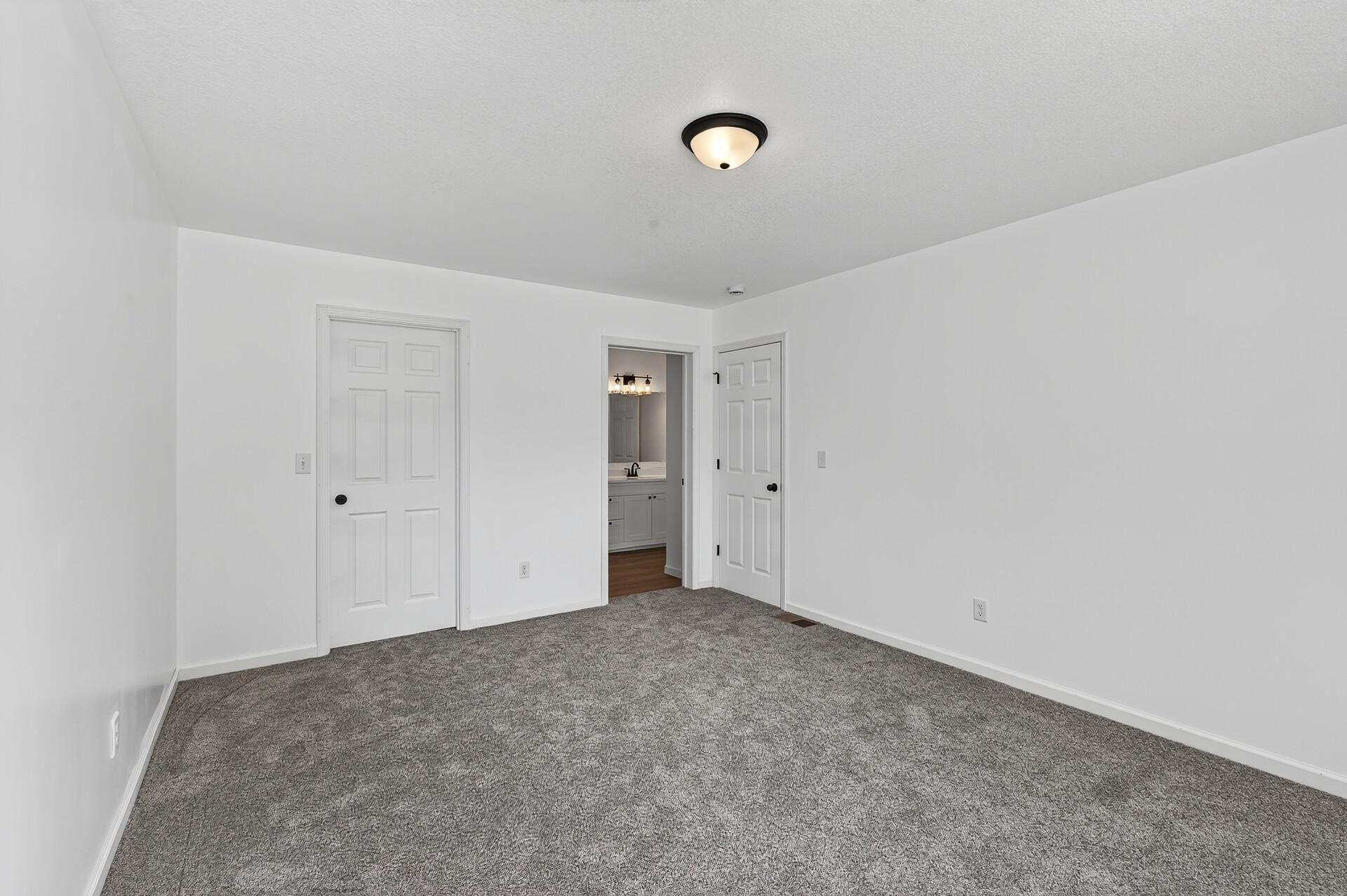 View of Residential at 926 Galtier Street, Saint Paul MN 55117, Saint Paul (18 of 29) - Mike Wilen | Minnesota Team Real Estate