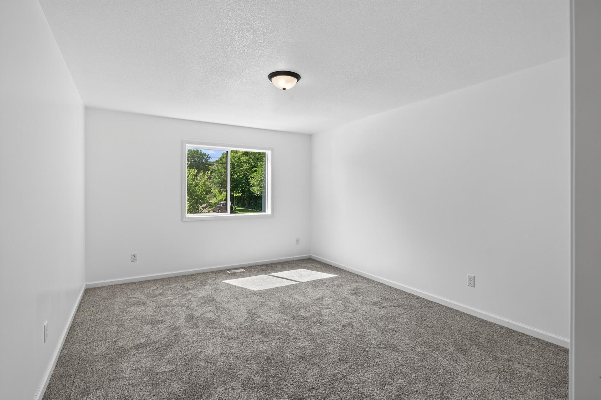 View of Residential at 926 Galtier Street, Saint Paul MN 55117, Saint Paul (17 of 29) - Mike Wilen | Minnesota Team Real Estate