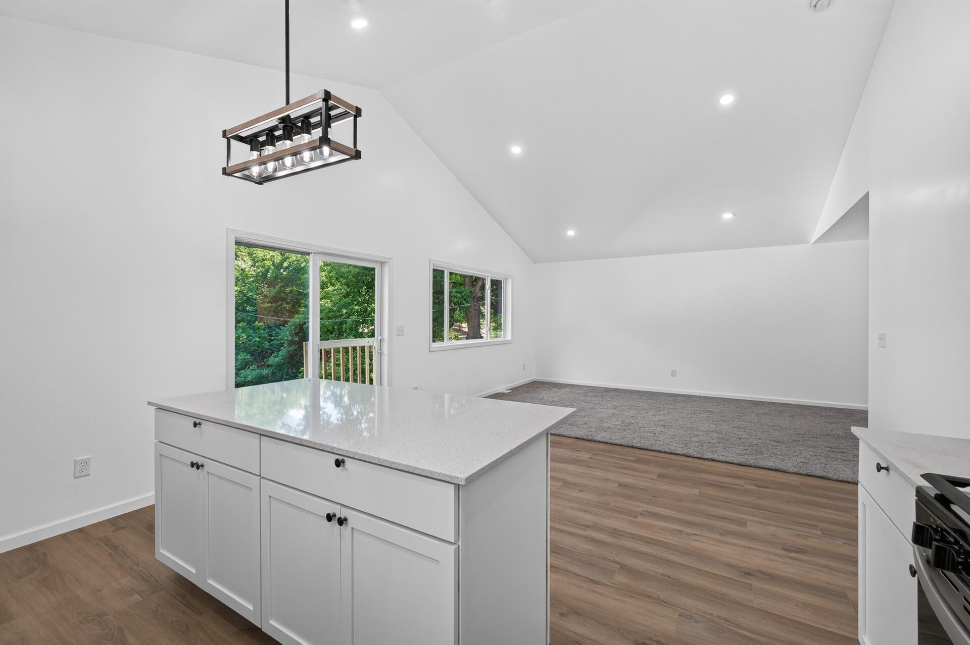 View of Residential at 926 Galtier Street, Saint Paul MN 55117, Saint Paul (13 of 29) - Mike Wilen | Minnesota Team Real Estate
