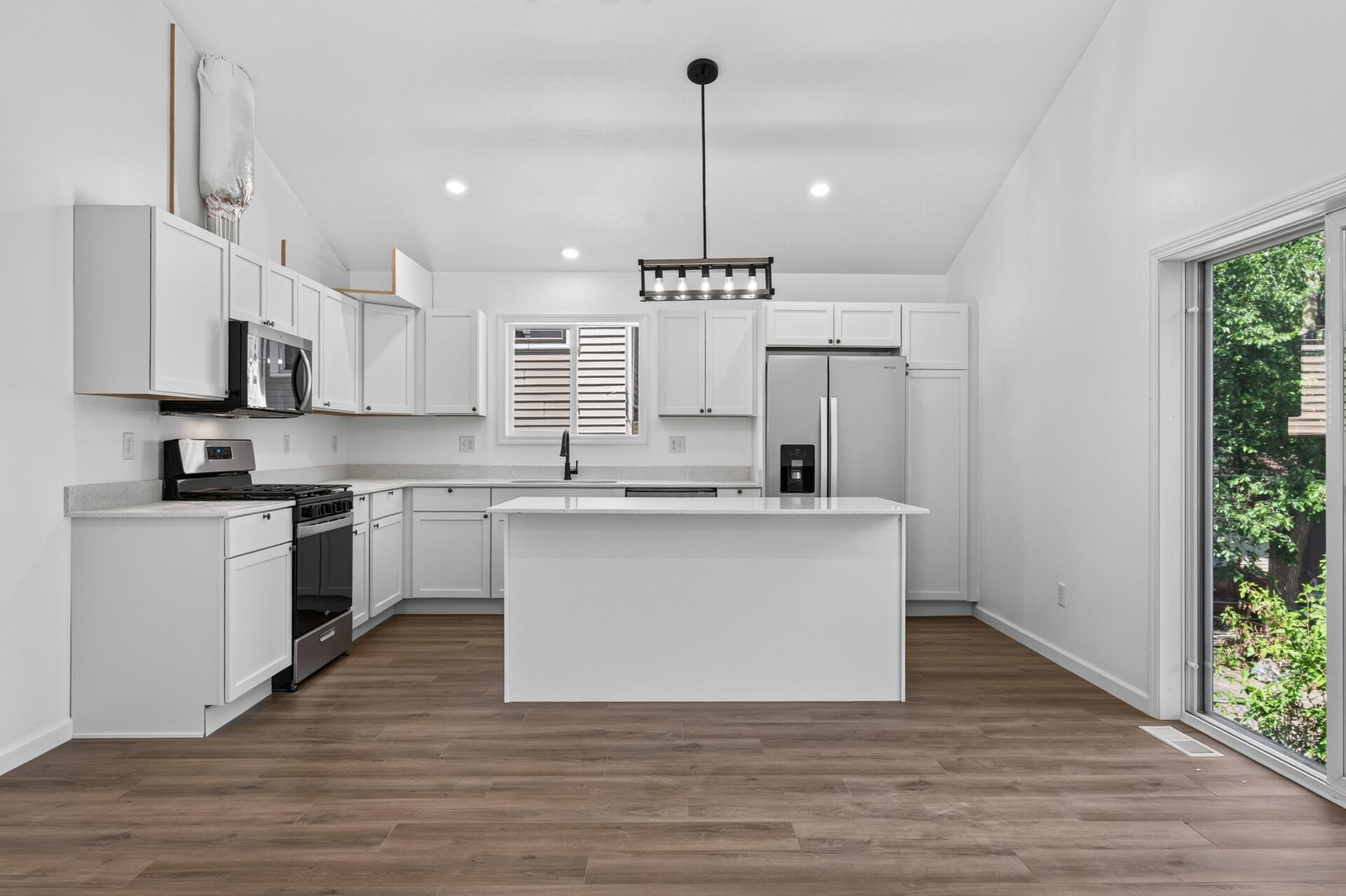 View of Residential at 926 Galtier Street, Saint Paul MN 55117, Saint Paul (10 of 29) - Mike Wilen | Minnesota Team Real Estate