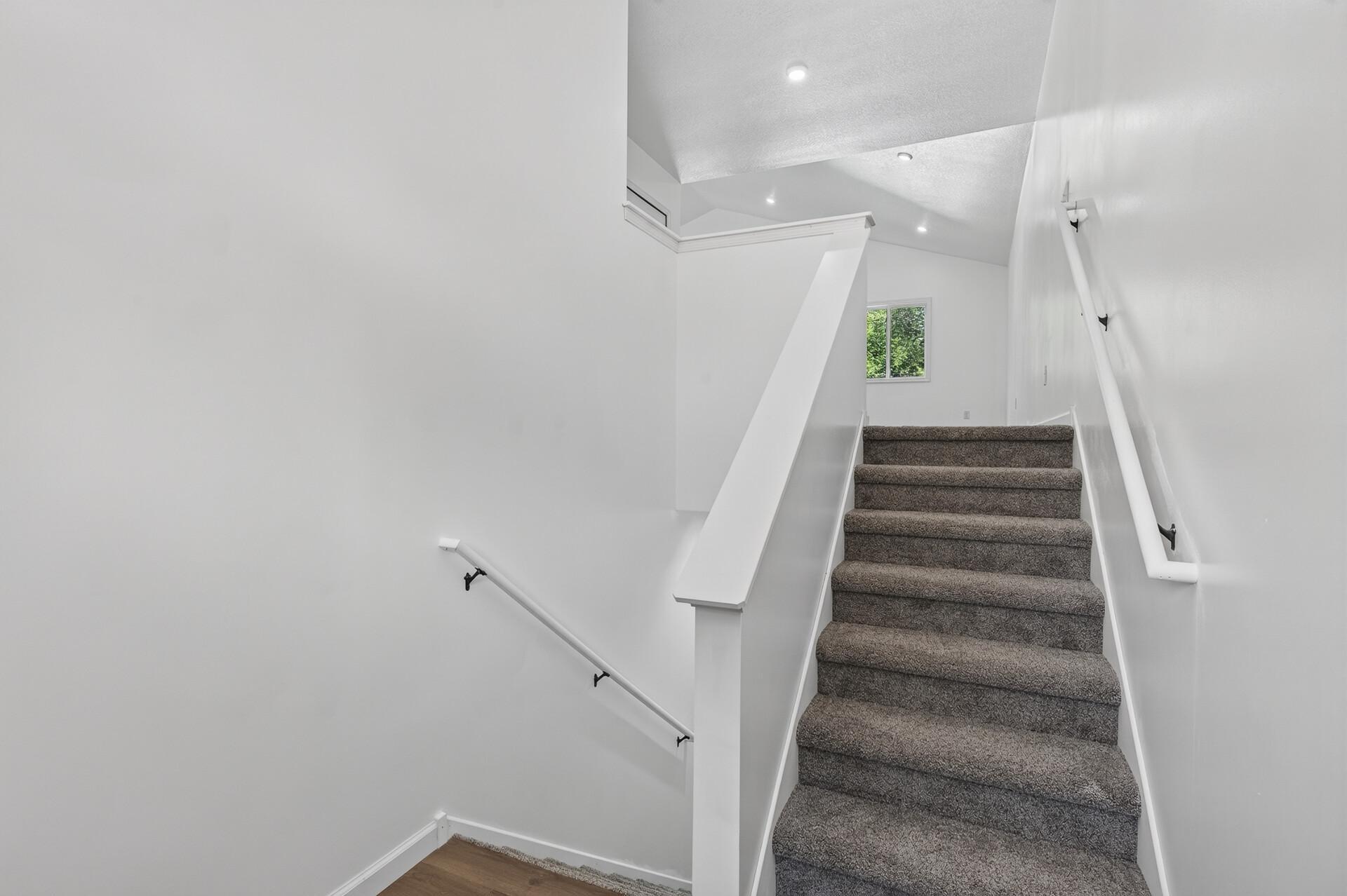View of Residential at 926 Galtier Street, Saint Paul MN 55117, Saint Paul (4 of 29) - Mike Wilen | Minnesota Team Real Estate