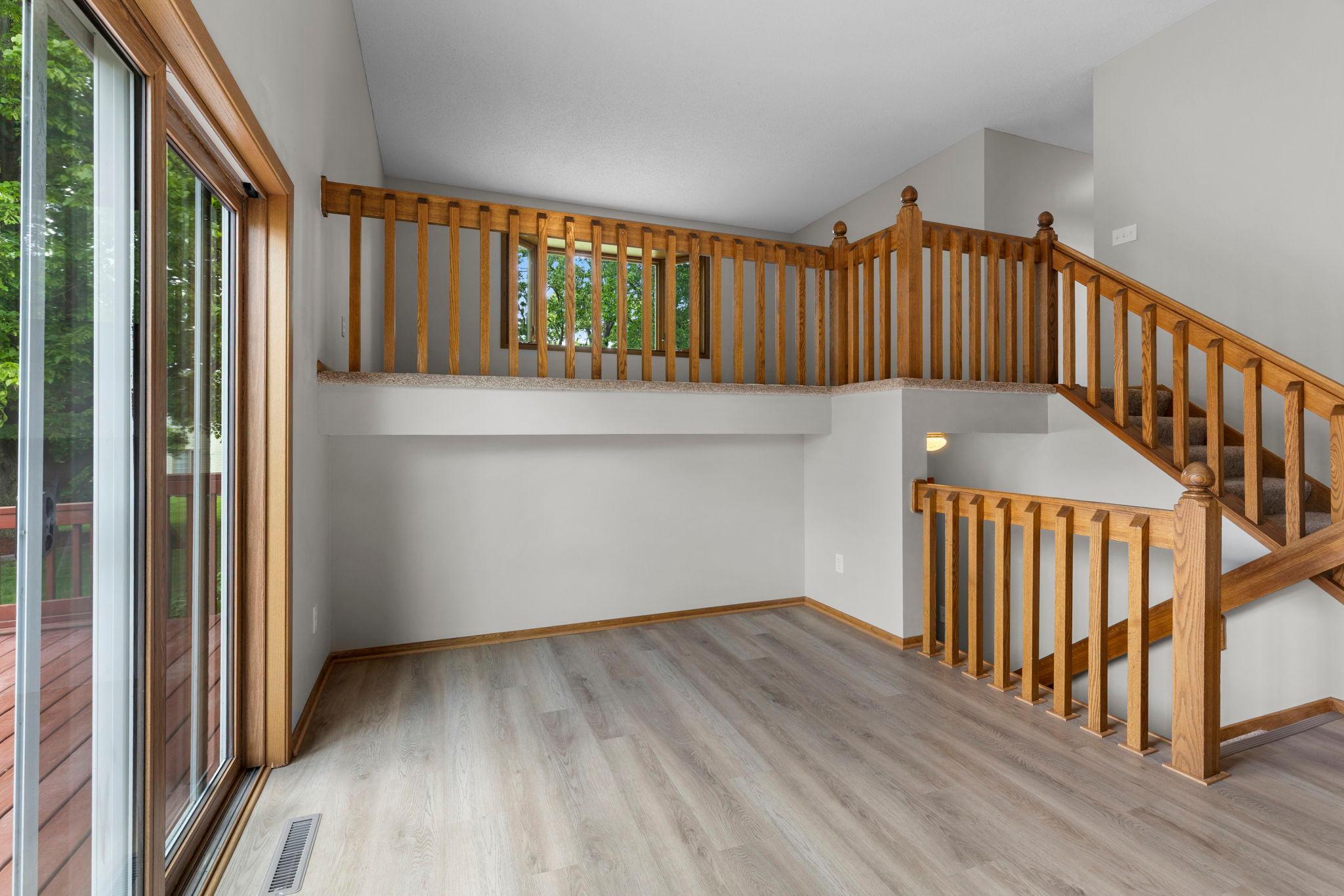 View of Residential at 1009 Gramsey Place, Burnsville MN 55306, Burnsville (14 of 59) - Mike Wilen | Minnesota Team Real Estate