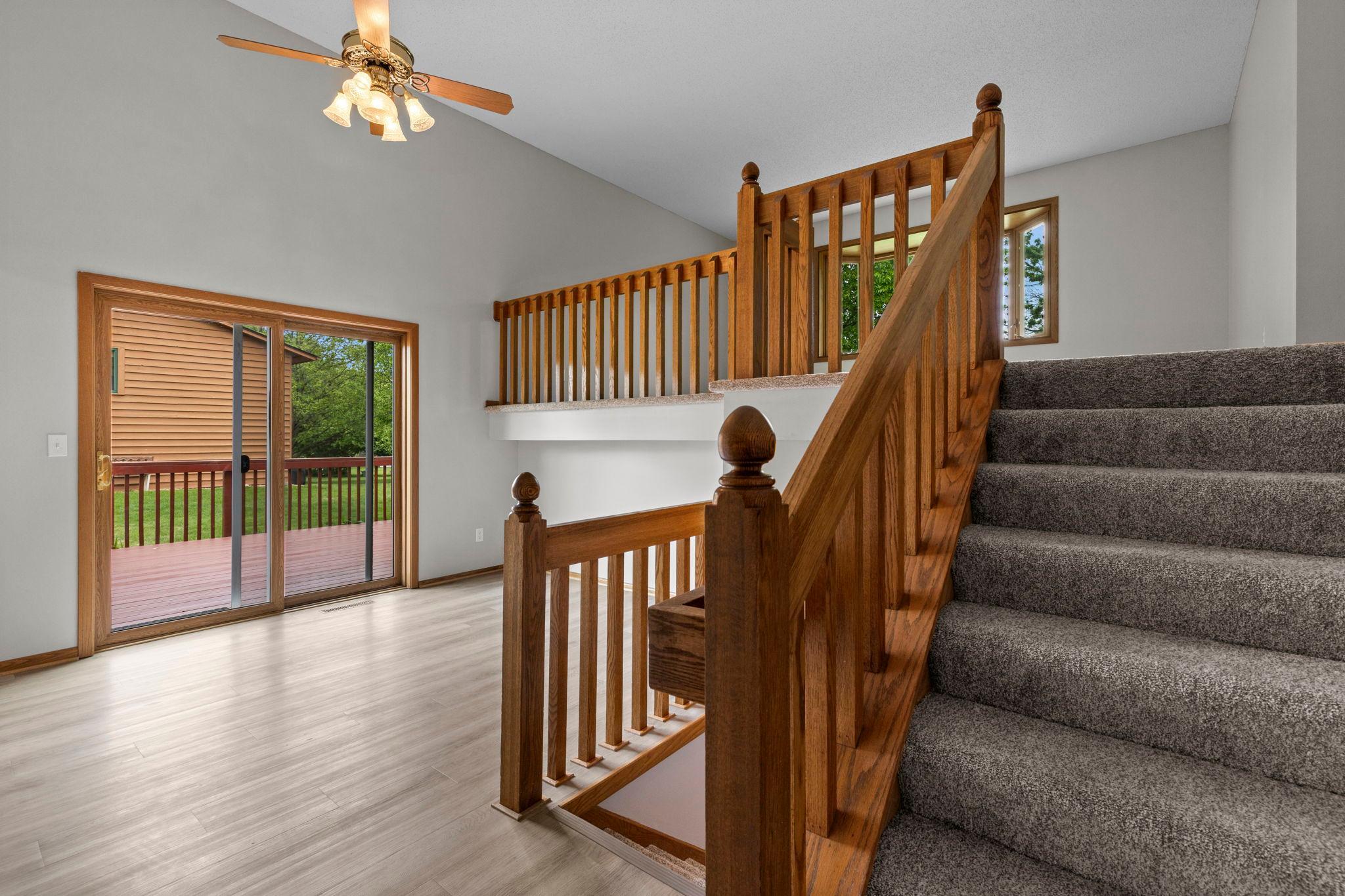 View of Residential at 1009 Gramsey Place, Burnsville MN 55306, Burnsville (16 of 59) - Mike Wilen | Minnesota Team Real Estate