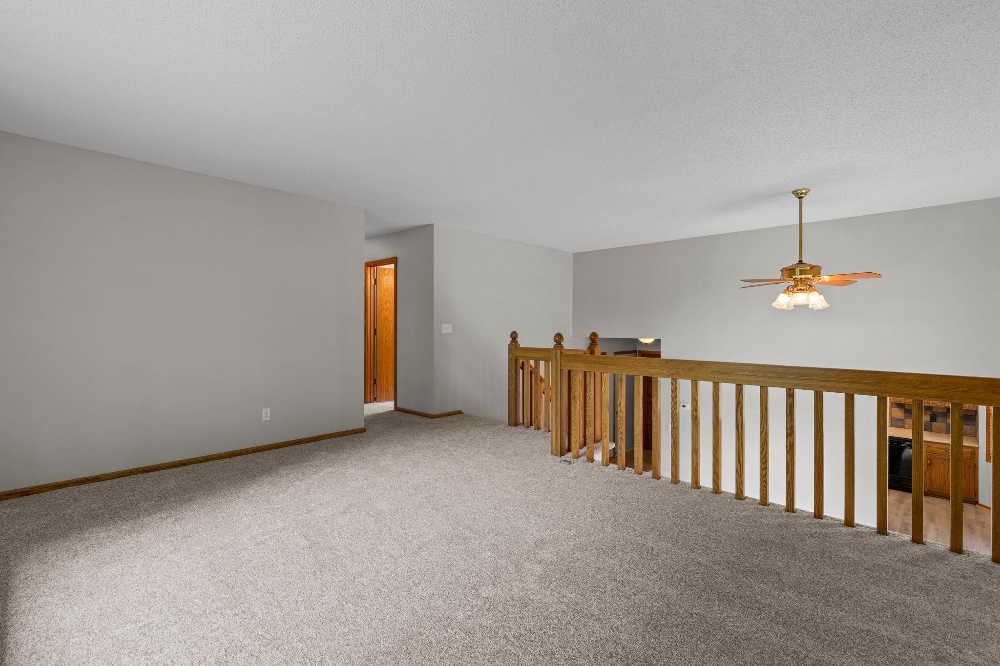 View of Residential at 1009 Gramsey Place, Burnsville MN 55306, Burnsville (20 of 59) - Mike Wilen | Minnesota Team Real Estate