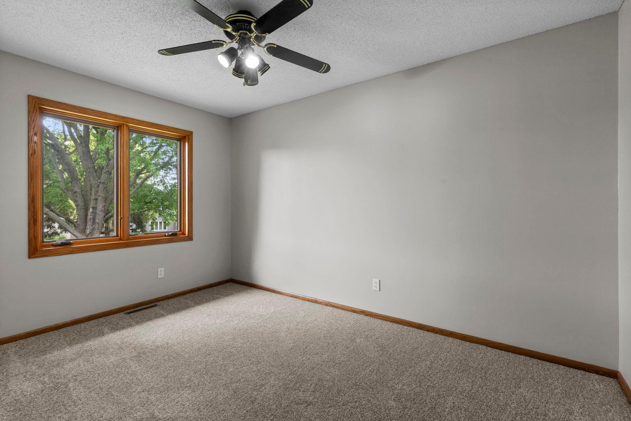 View of Residential at 1009 Gramsey Place, Burnsville MN 55306, Burnsville (24 of 59) - Mike Wilen | Minnesota Team Real Estate