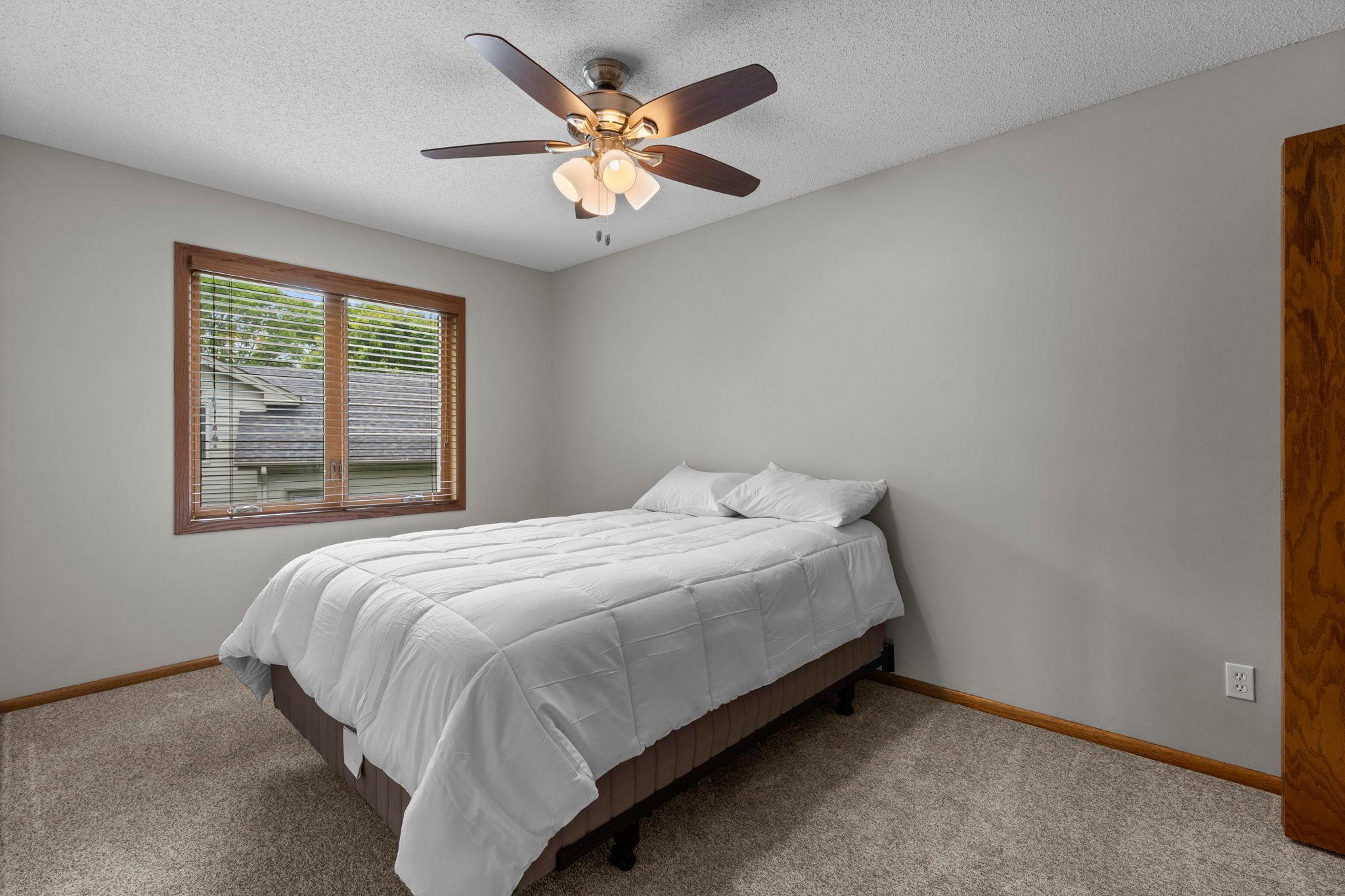 View of Residential at 1009 Gramsey Place, Burnsville MN 55306, Burnsville (27 of 59) - Mike Wilen | Minnesota Team Real Estate