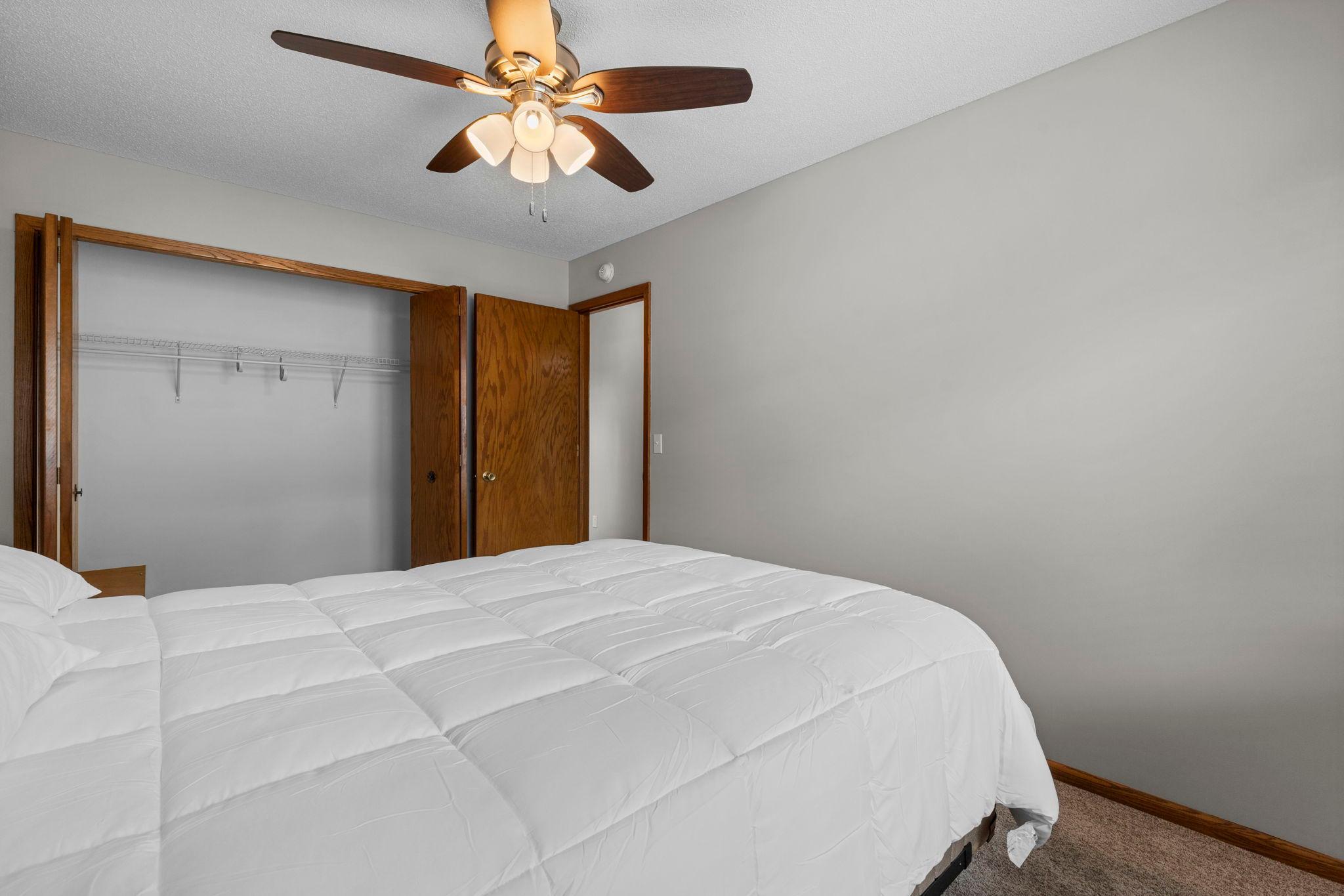 View of Residential at 1009 Gramsey Place, Burnsville MN 55306, Burnsville (29 of 59) - Mike Wilen | Minnesota Team Real Estate