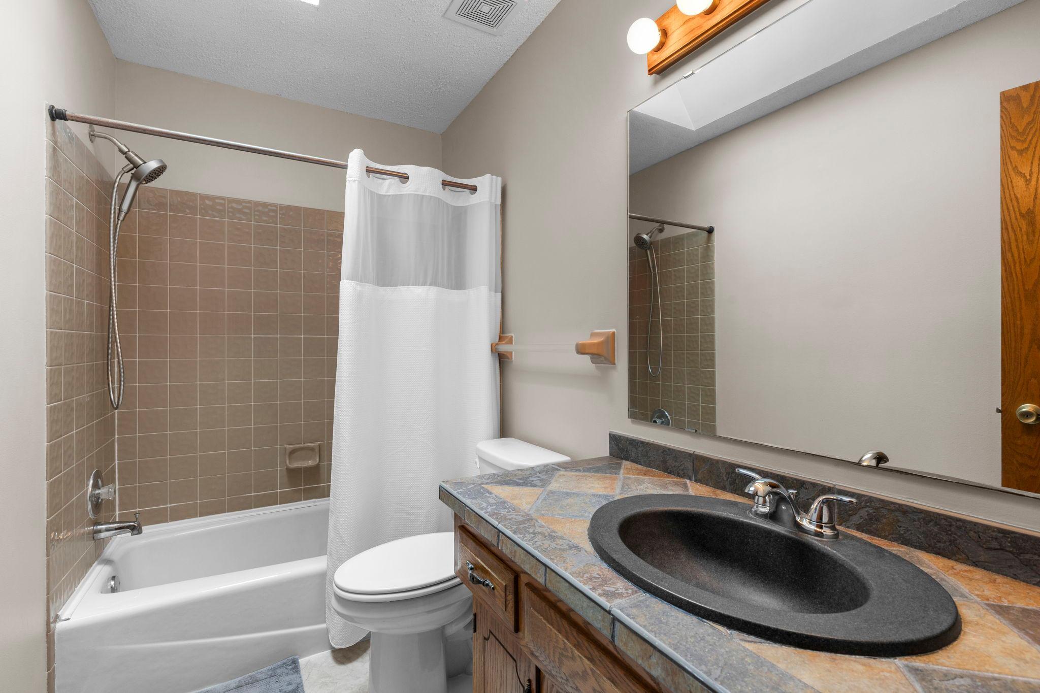 View of Residential at 1009 Gramsey Place, Burnsville MN 55306, Burnsville (33 of 59) - Mike Wilen | Minnesota Team Real Estate