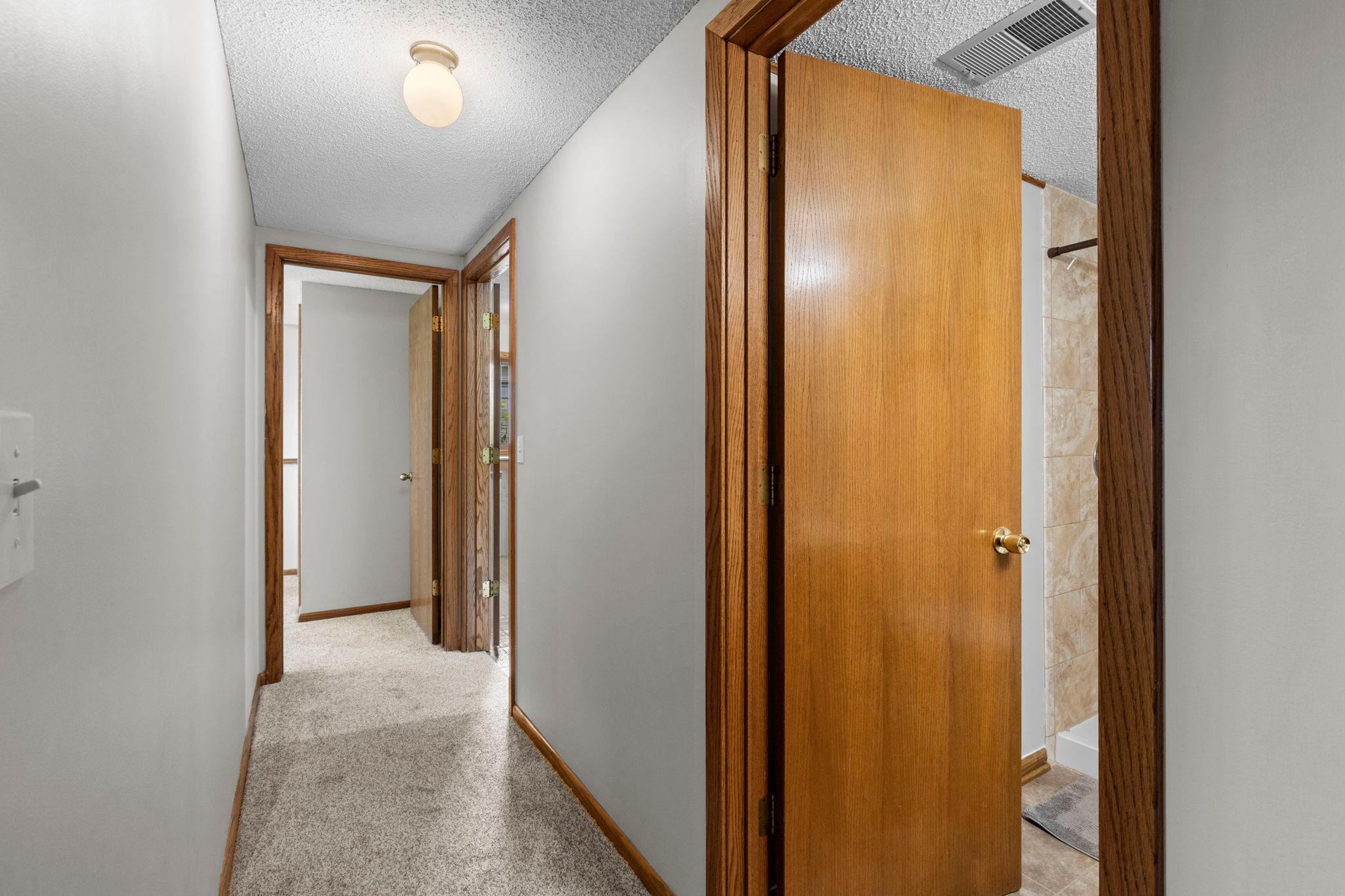View of Residential at 1009 Gramsey Place, Burnsville MN 55306, Burnsville (40 of 59) - Mike Wilen | Minnesota Team Real Estate