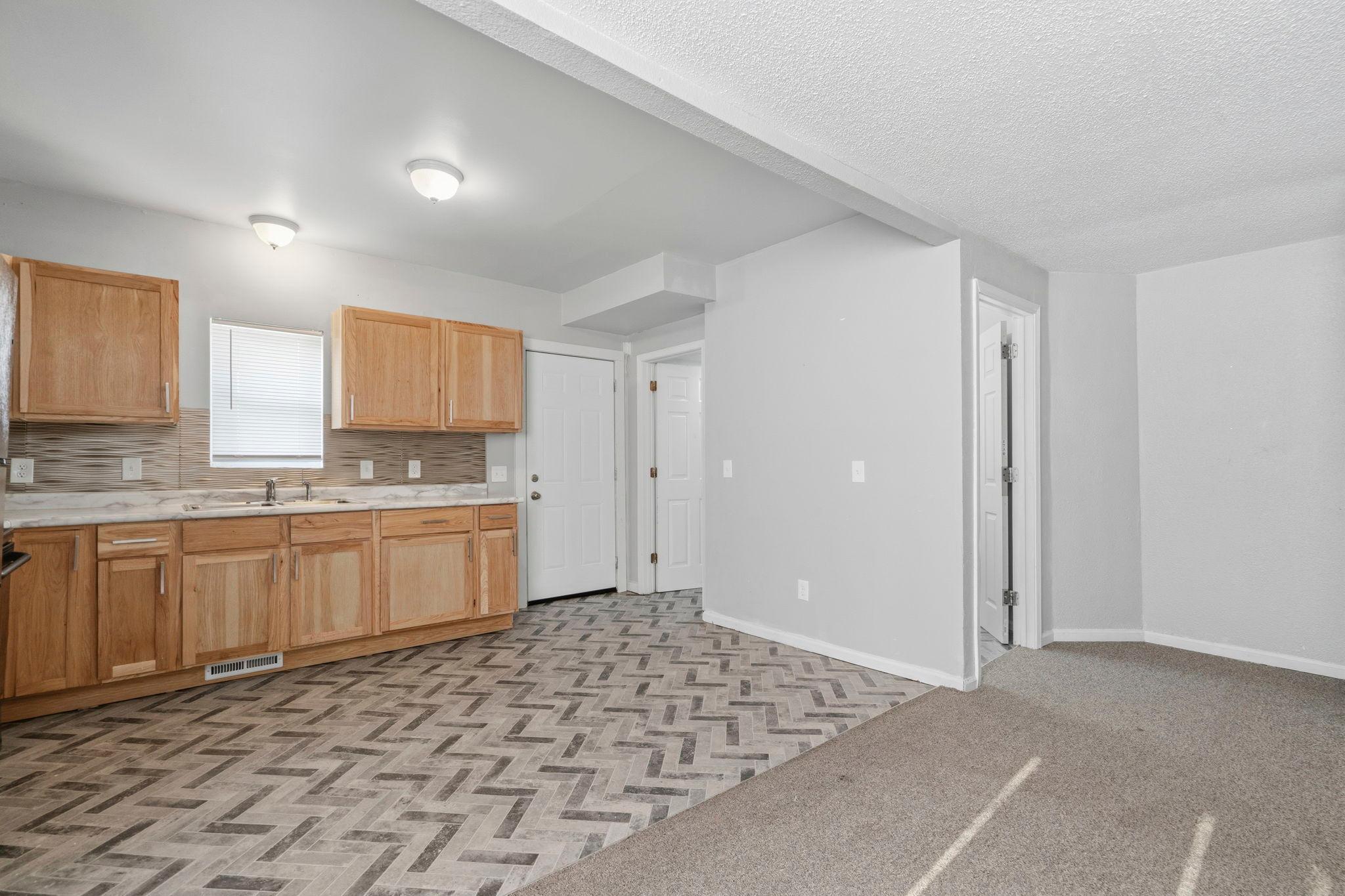 View of Residential Income at 1111 17th Avenue, Minneapolis MN 55411, Minneapolis (18 of 29) - Mike Wilen | Minnesota Team Real Estate