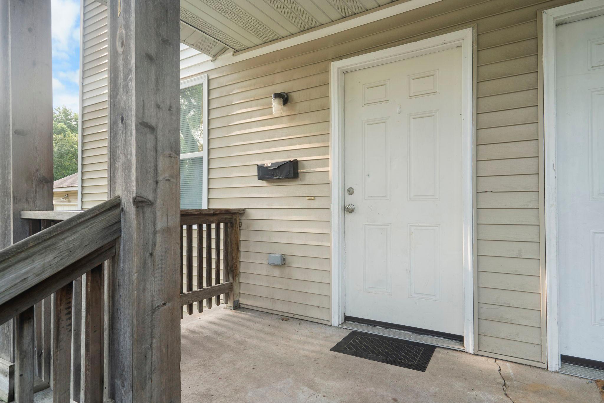 View of Residential Income at 1111 17th Avenue, Minneapolis MN 55411, Minneapolis (17 of 29) - Mike Wilen | Minnesota Team Real Estate