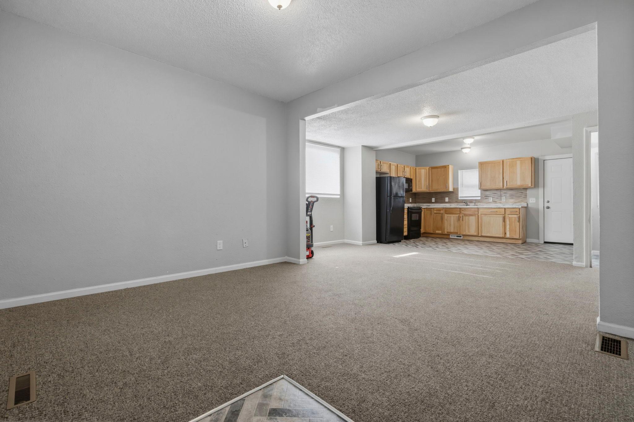 View of Residential Income at 1111 17th Avenue, Minneapolis MN 55411, Minneapolis (12 of 29) - Mike Wilen | Minnesota Team Real Estate