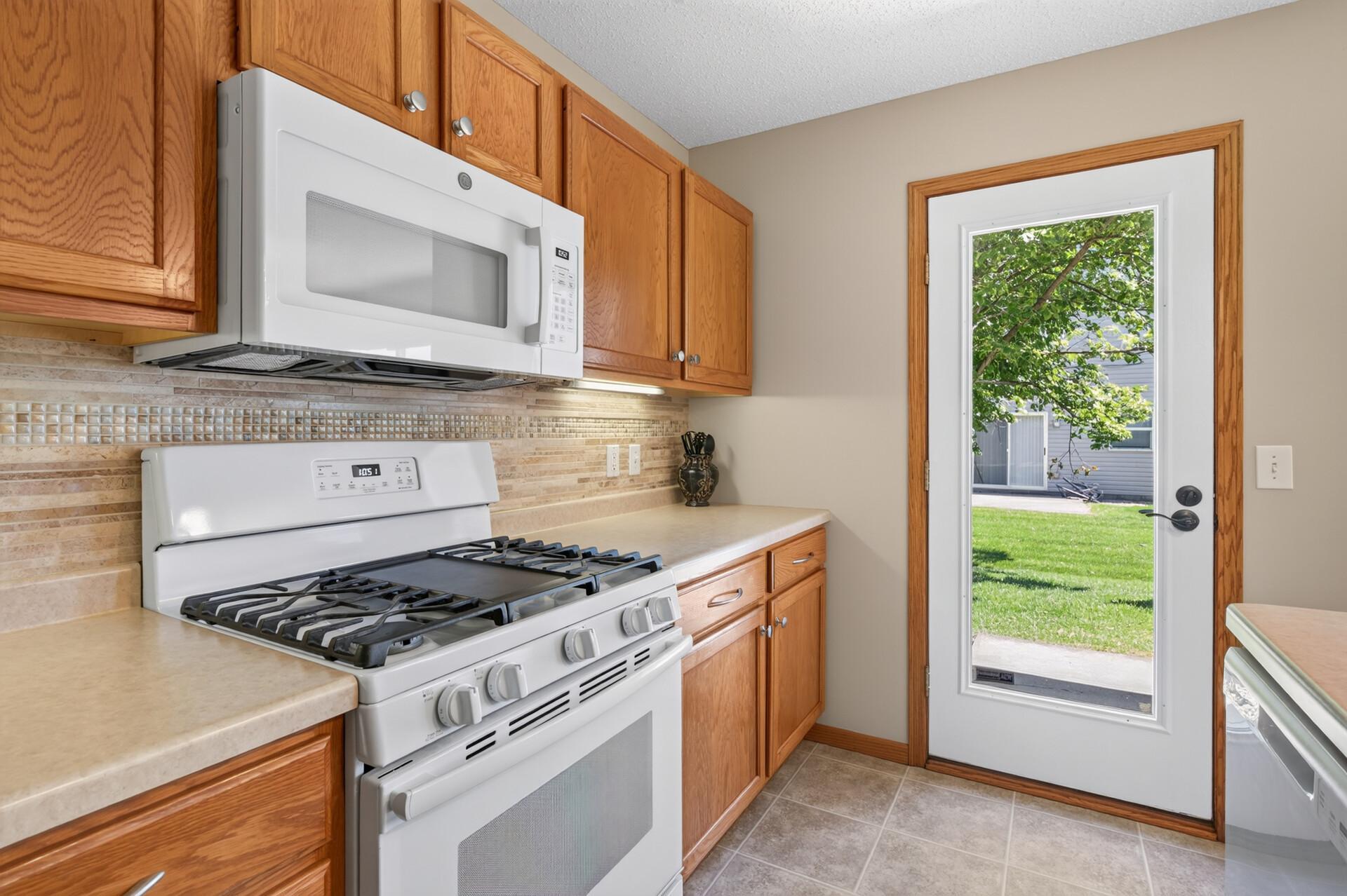 View of Residential at 10546 64th Lane, Albertville MN 55301, Albertville (10 of 23) - Mike Wilen | Minnesota Team Real Estate