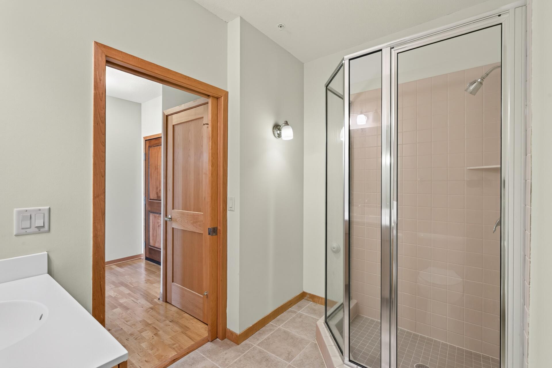 View of Residential at 460 Ford Road #203, Saint Louis Park MN 55426, Saint Louis Park (28 of 36) - Mike Wilen | Minnesota Team Real Estate