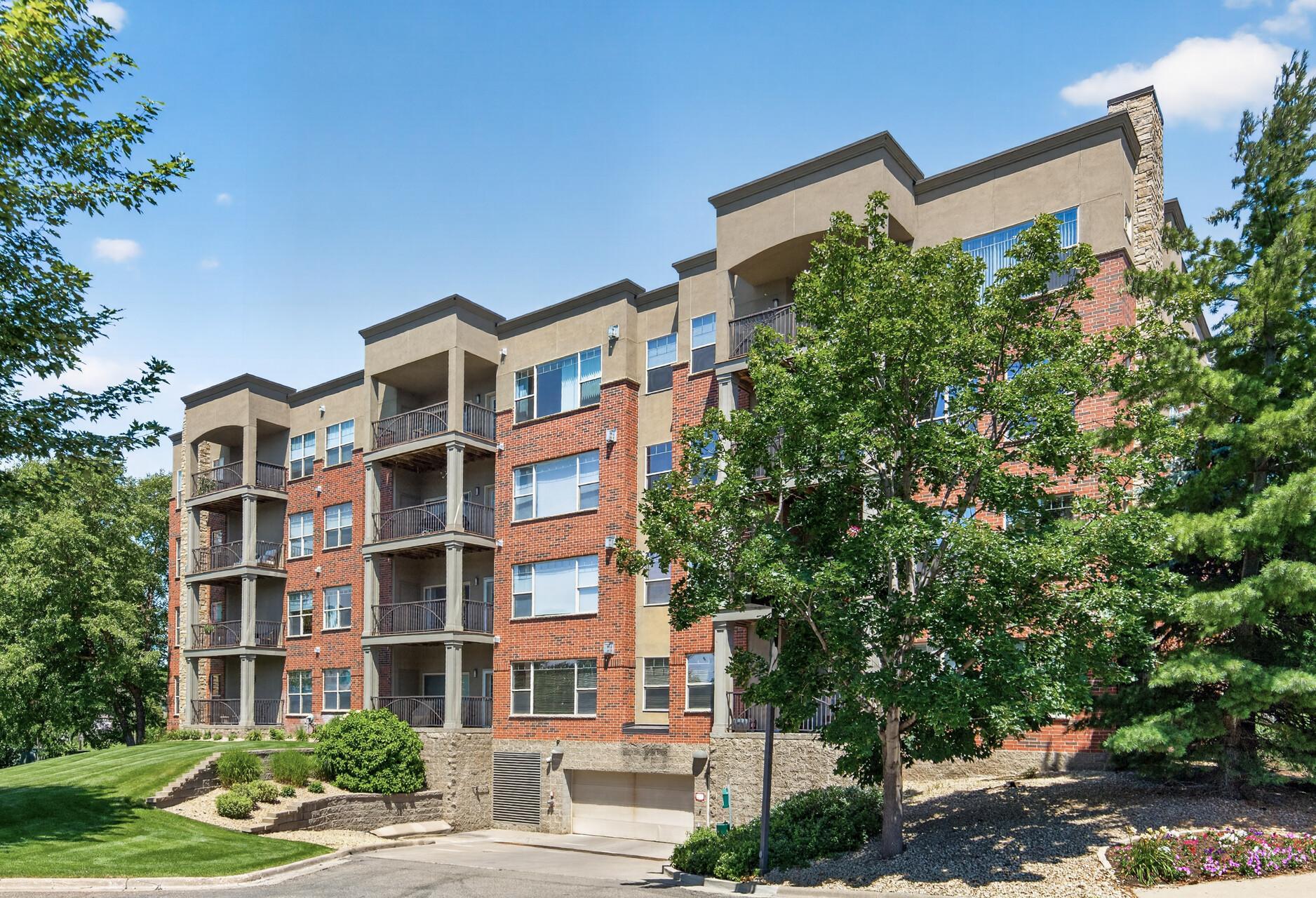 View of Residential at 460 Ford Road #203, Saint Louis Park MN 55426, Saint Louis Park (34 of 36) - Mike Wilen | Minnesota Team Real Estate