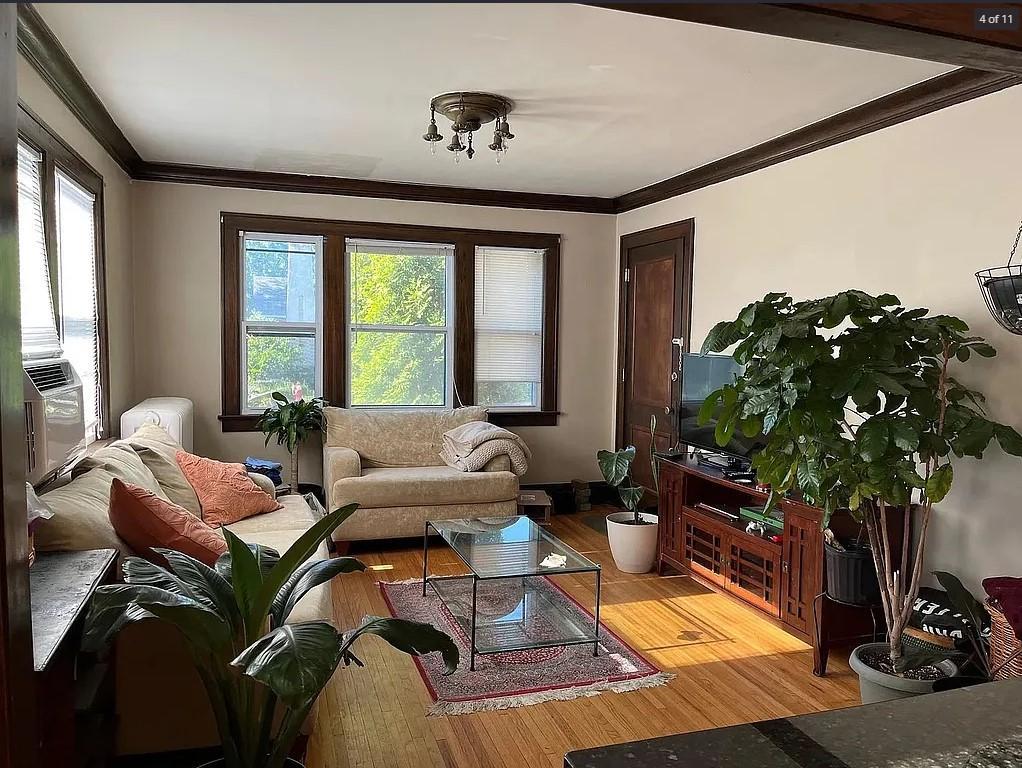View of Residential Income at 2500 Como Avenue, Minneapolis MN 55414, Minneapolis (2 of 9) - Mike Wilen | Minnesota Team Real Estate