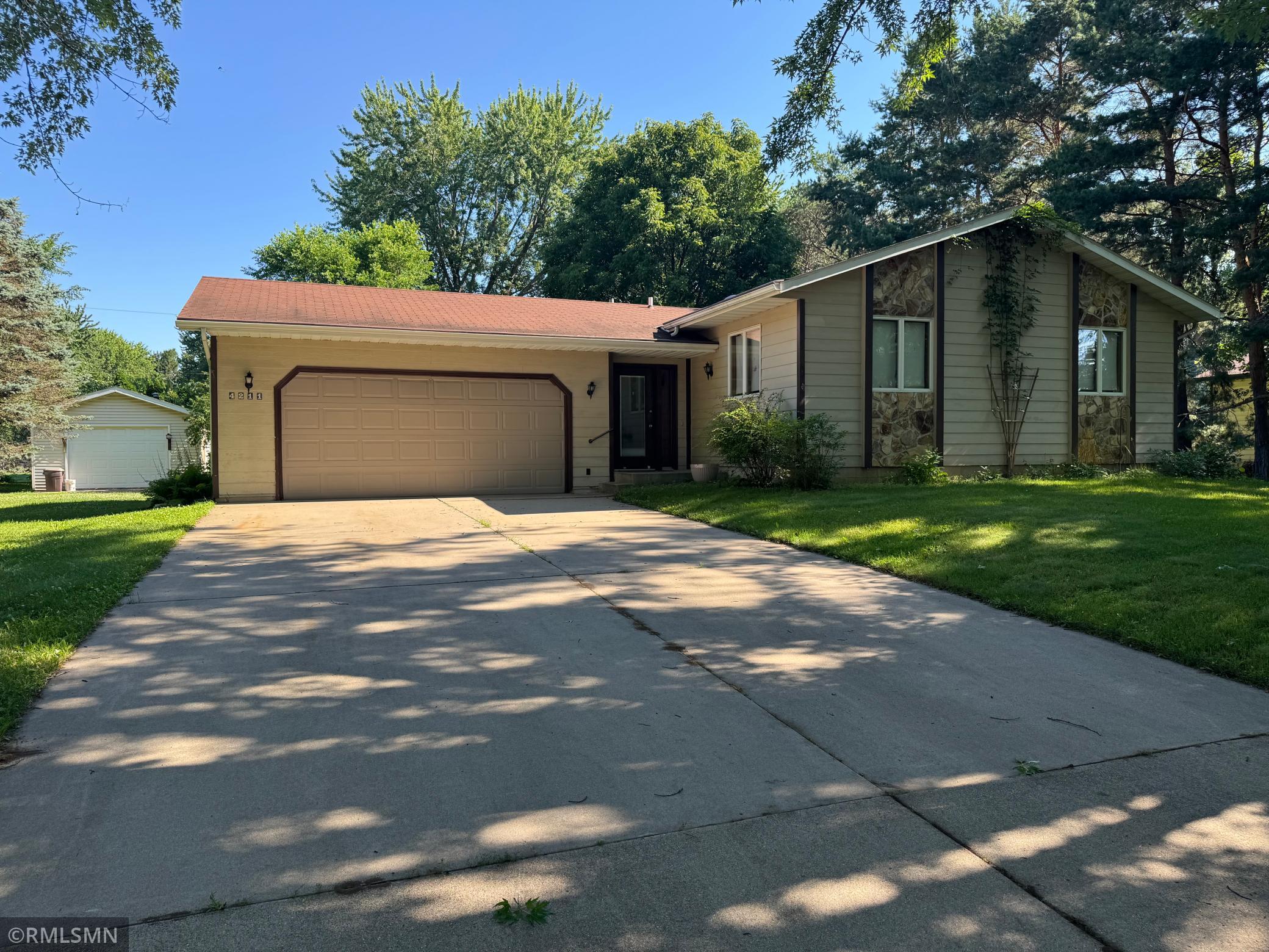 View of Residential at 4211 Center Street, Saint Cloud MN 56303, Saint Cloud (4 of 40) - Mike Wilen | Minnesota Team Real Estate