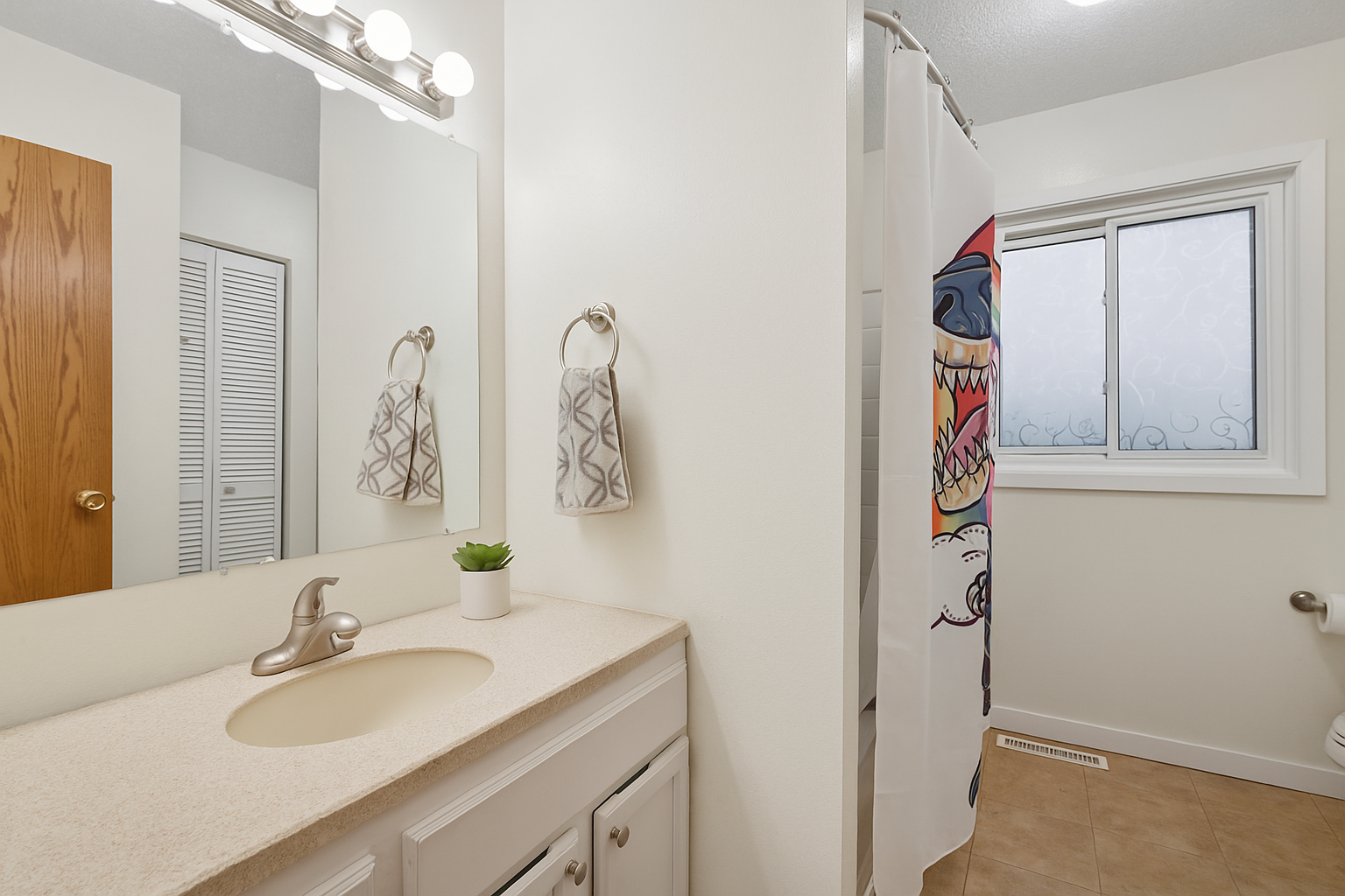 View of Residential at 1603 Raindrop Drive, Eagan MN 55121, Eagan (24 of 38) - Mike Wilen | Minnesota Team Real Estate