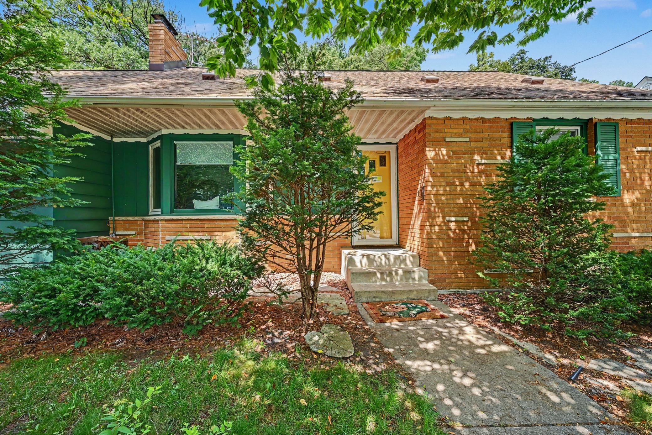 View of Residential at 885 Old Lexington Avenue, Saint Paul MN 55116, Saint Paul - Mike Wilen | Minnesota Team Real Estate