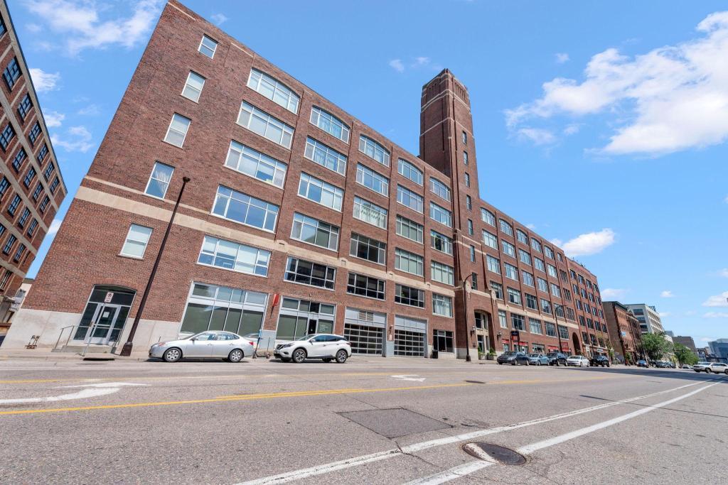 View of Residential at 700 Washington Avenue #212, Minneapolis MN 55401, Minneapolis (30 of 31) - Mike Wilen | Minnesota Team Real Estate