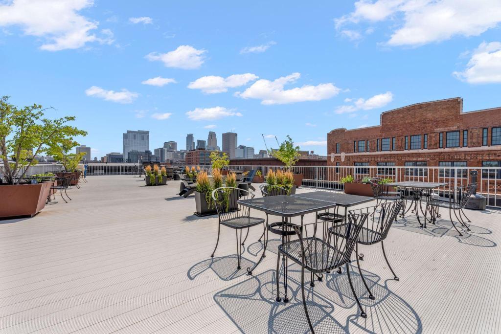 View of Residential at 700 Washington Avenue #212, Minneapolis MN 55401, Minneapolis (24 of 31) - Mike Wilen | Minnesota Team Real Estate