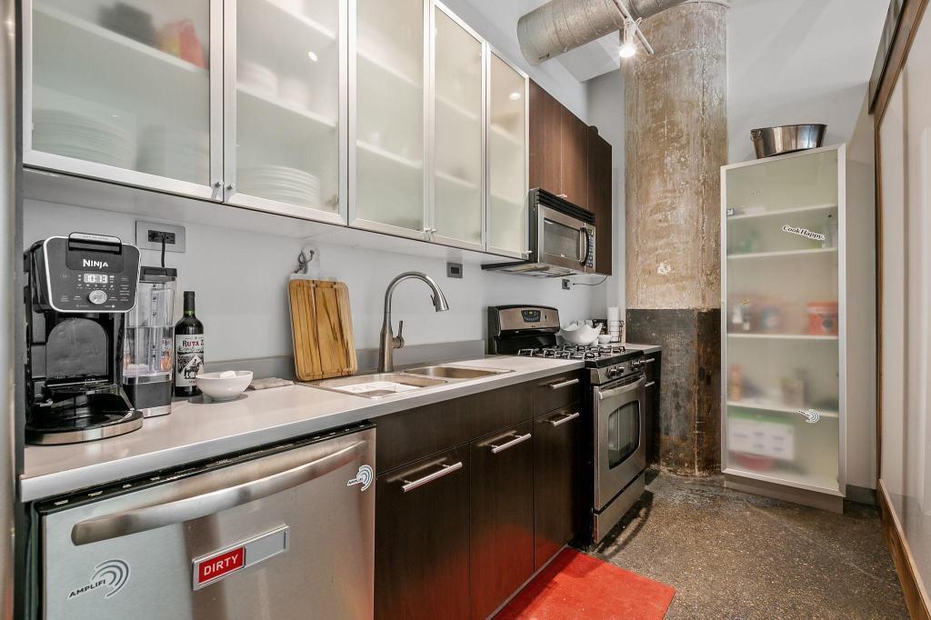 View of Residential at 700 Washington Avenue #212, Minneapolis MN 55401, Minneapolis (10 of 31) - Mike Wilen | Minnesota Team Real Estate