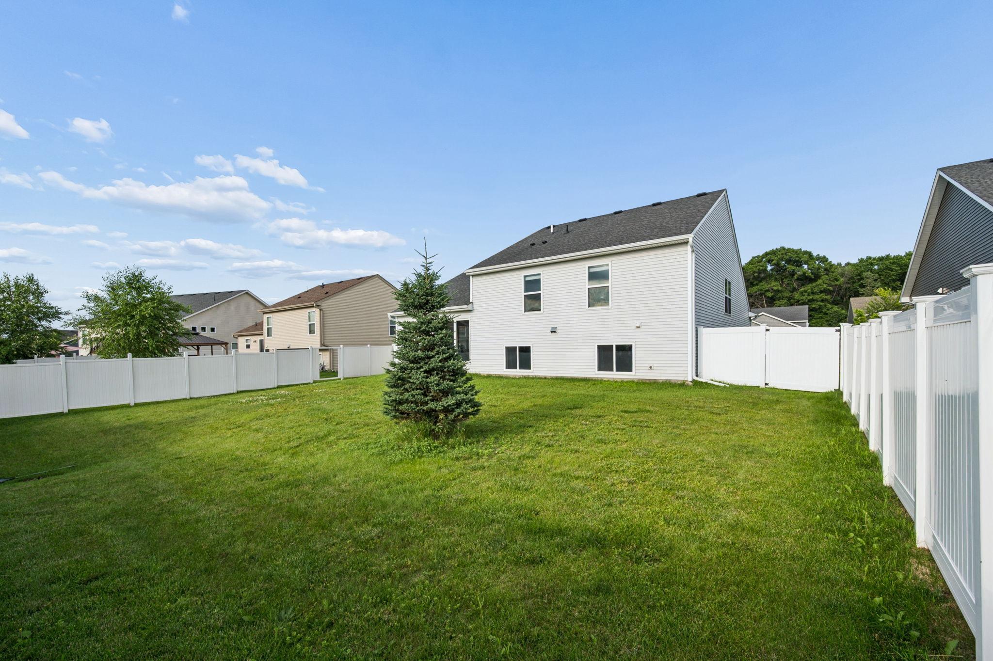 View of Residential at 11232 Pierce Street, Blaine MN 55434, Blaine (27 of 40) - Mike Wilen | Minnesota Team Real Estate