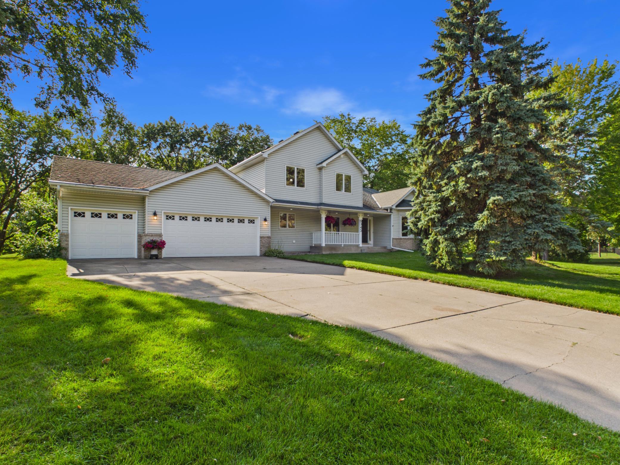 View of Single Family at 6345 Shadow Lake Drive, Lino Lakes - Mike Wilen | Minnesota Team Real Estate