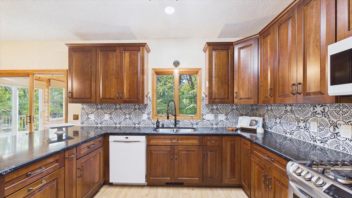 View of Residential at 6345 Shadow Lake Drive, Lino Lakes MN 55014, Lino Lakes (54 of 55) - Mike Wilen | Minnesota Team Real Estate