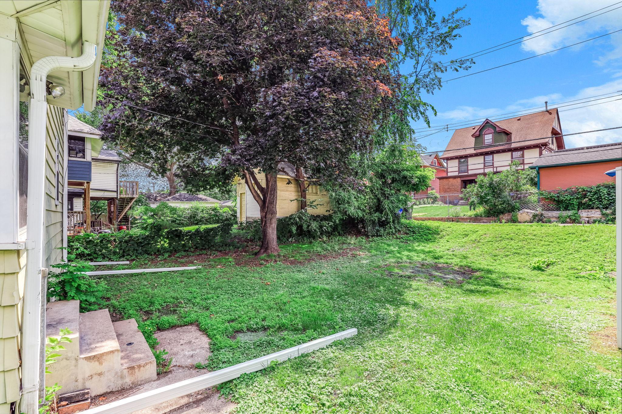 View of Residential at 884 Iglehart Avenue, Saint Paul MN 55104, Saint Paul (45 of 51) - Mike Wilen | Minnesota Team Real Estate