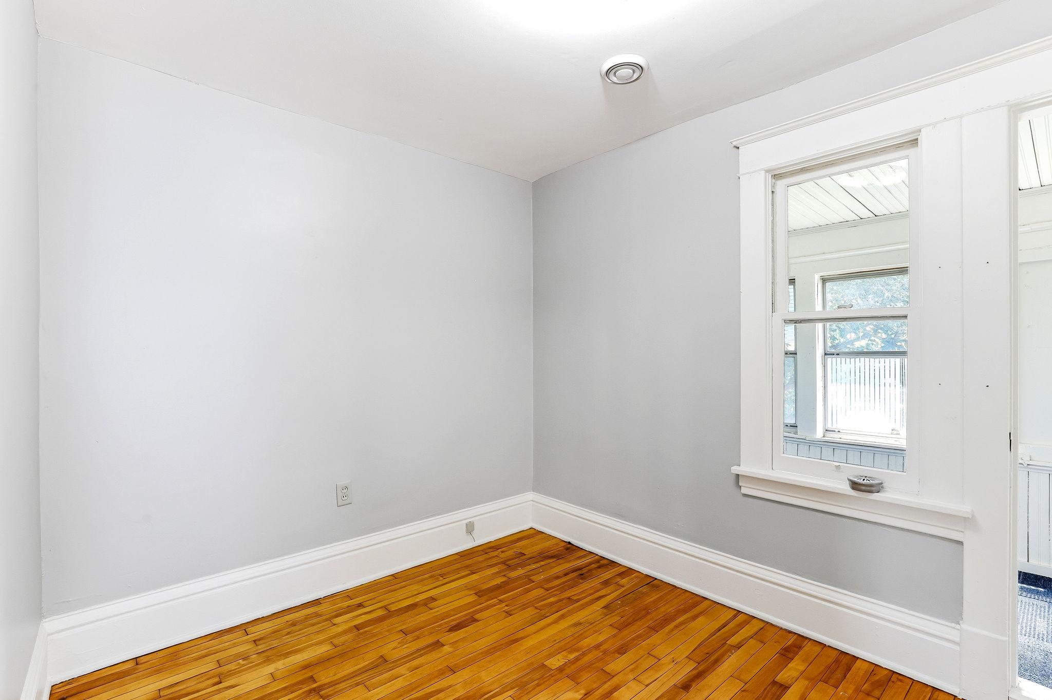 View of Residential at 884 Iglehart Avenue, Saint Paul MN 55104, Saint Paul (35 of 51) - Mike Wilen | Minnesota Team Real Estate