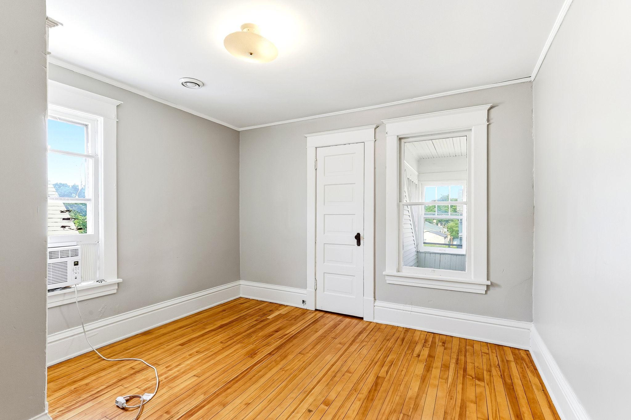 View of Residential at 884 Iglehart Avenue, Saint Paul MN 55104, Saint Paul (25 of 51) - Mike Wilen | Minnesota Team Real Estate