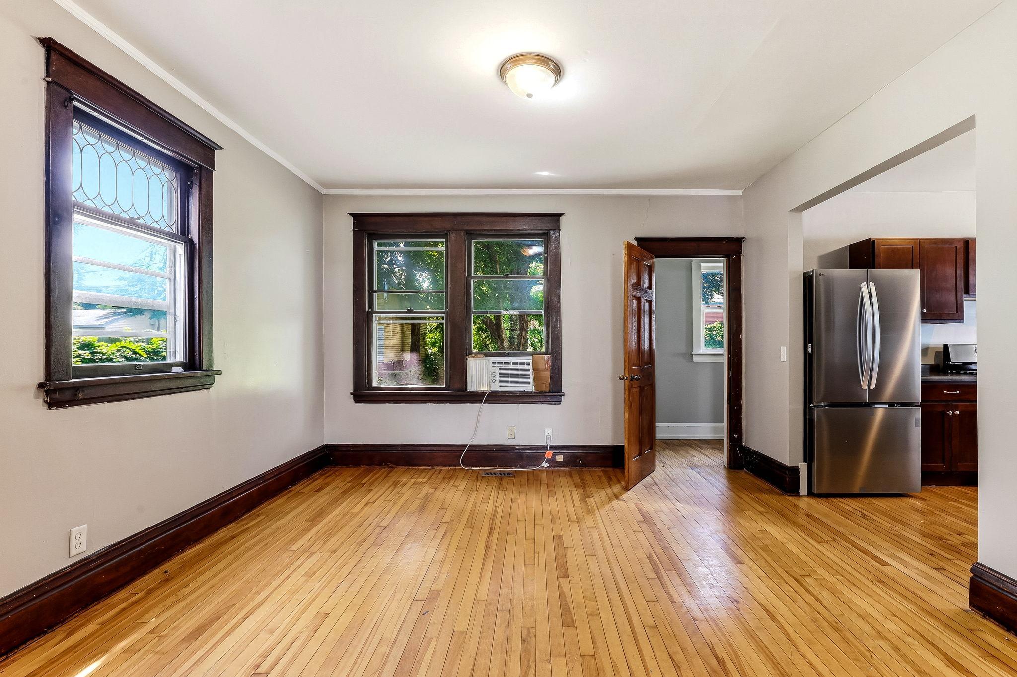 View of Residential at 884 Iglehart Avenue, Saint Paul MN 55104, Saint Paul (12 of 51) - Mike Wilen | Minnesota Team Real Estate