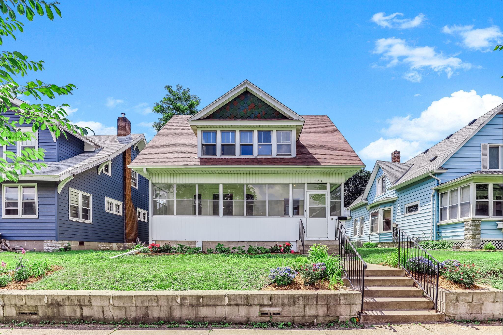 View of Residential at 884 Iglehart Avenue, Saint Paul MN 55104, Saint Paul - Mike Wilen | Minnesota Team Real Estate