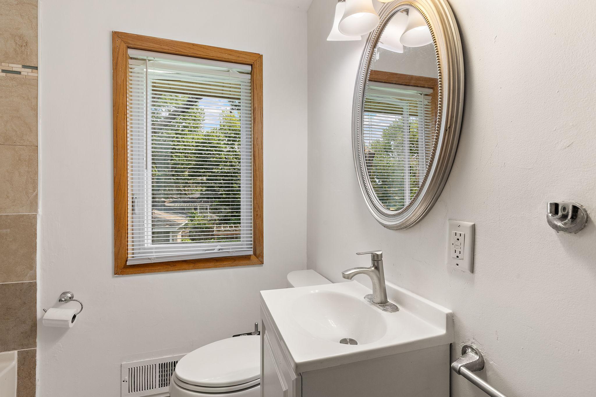 View of Residential at 6924 Scott Avenue, Brooklyn Center MN 55429, Brooklyn Center (17 of 42) - Mike Wilen | Minnesota Team Real Estate