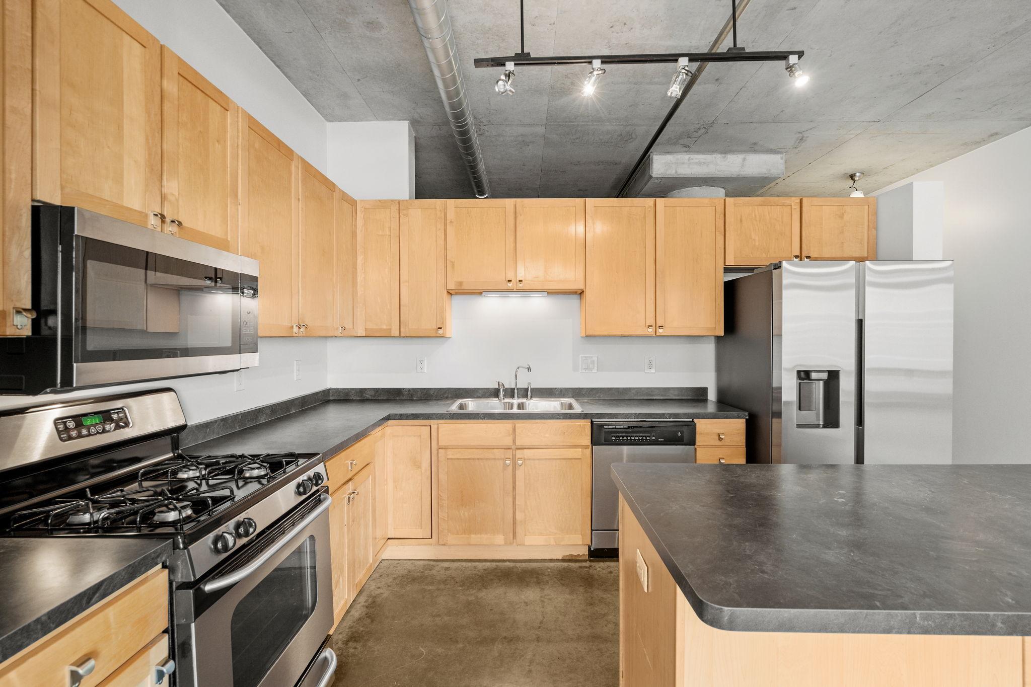 View of Residential at 720 4th Street #405, Minneapolis MN 55401, Minneapolis (6 of 37) - Mike Wilen | Minnesota Team Real Estate