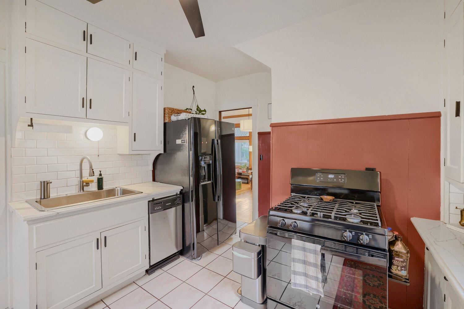 View of Residential Income at 3431 Elliot Avenue, Minneapolis MN 55407, Minneapolis (8 of 54) - Mike Wilen | Minnesota Team Real Estate