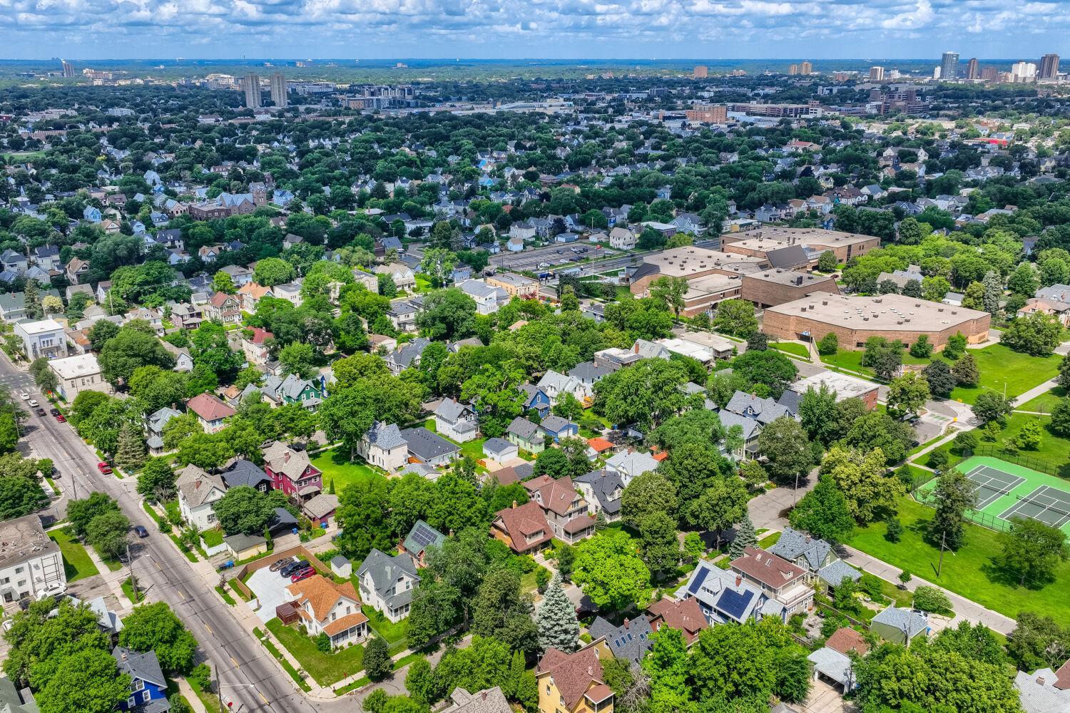 View of Residential Income at 3431 Elliot Avenue, Minneapolis MN 55407, Minneapolis (40 of 54) - Mike Wilen | Minnesota Team Real Estate