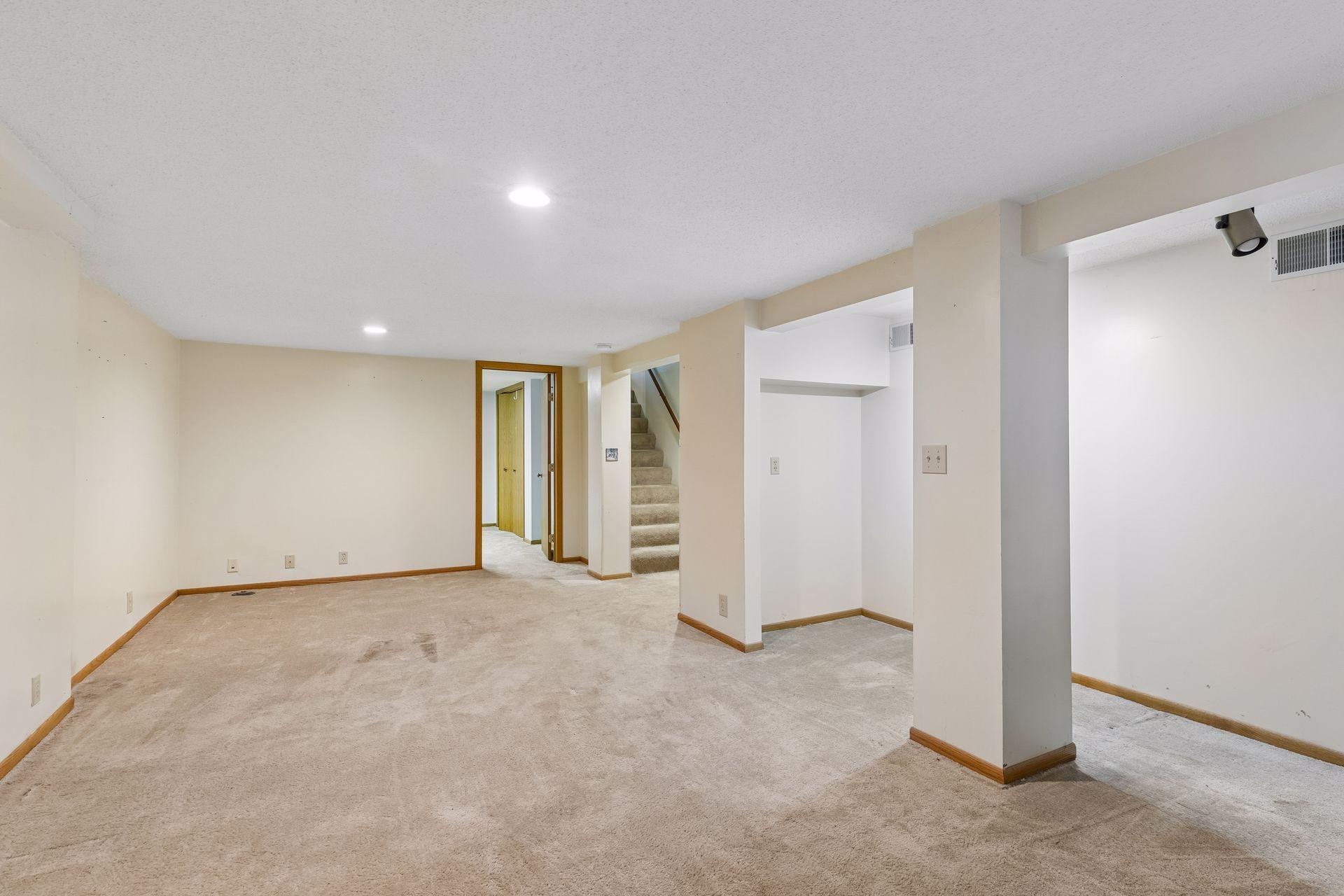 View of Residential at 2814 Pennsylvania Avenue, Saint Louis Park MN 55426, Saint Louis Park (19 of 25) - Mike Wilen | Minnesota Team Real Estate