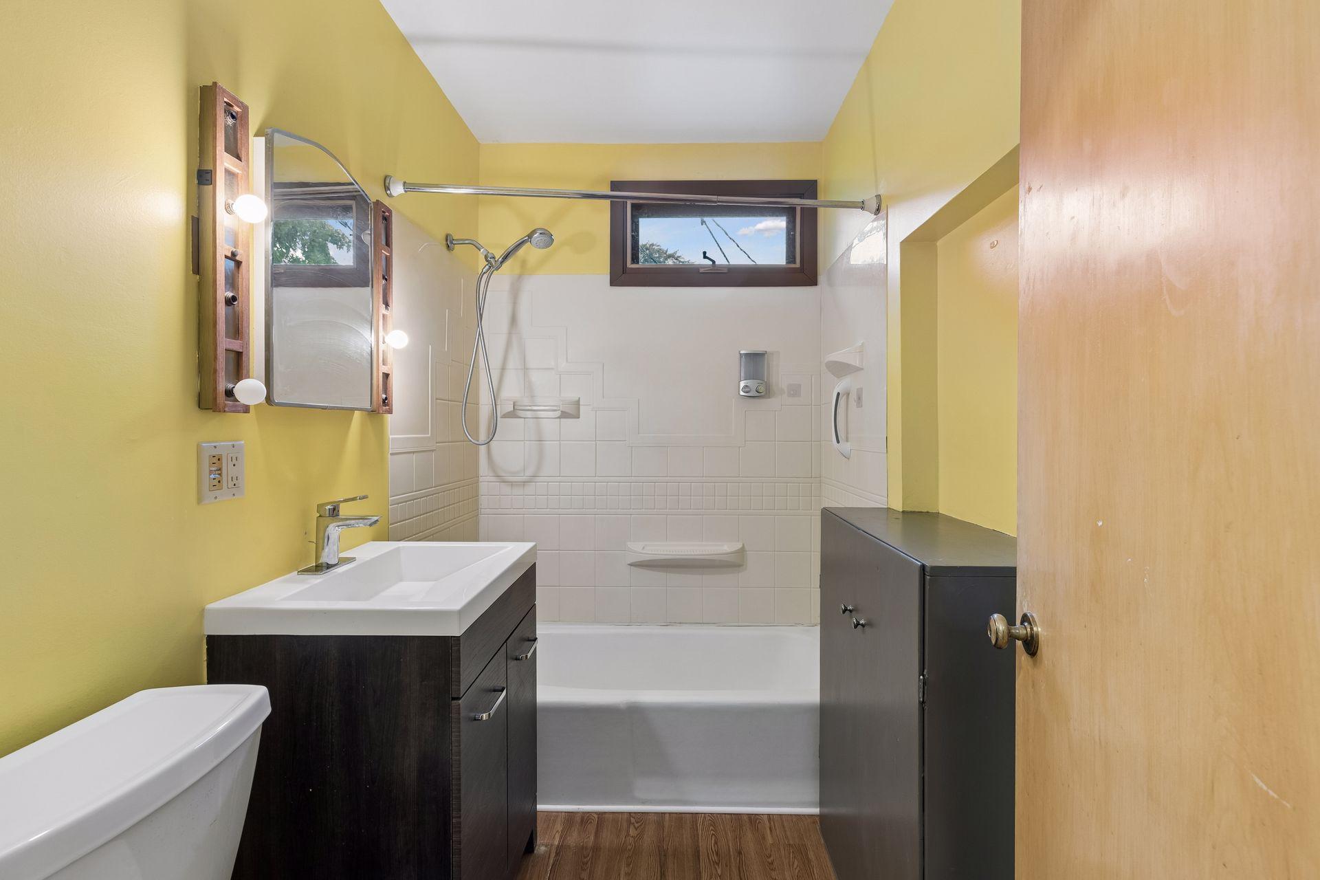 View of Residential at 2814 Pennsylvania Avenue, Saint Louis Park MN 55426, Saint Louis Park (16 of 25) - Mike Wilen | Minnesota Team Real Estate