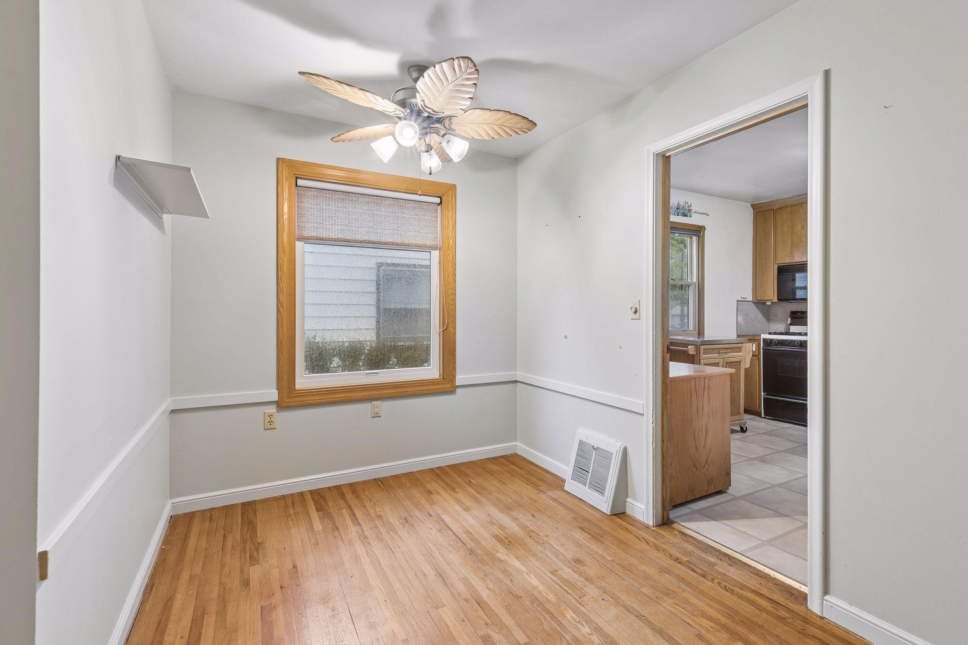 View of Residential at 2814 Pennsylvania Avenue, Saint Louis Park MN 55426, Saint Louis Park (8 of 25) - Mike Wilen | Minnesota Team Real Estate