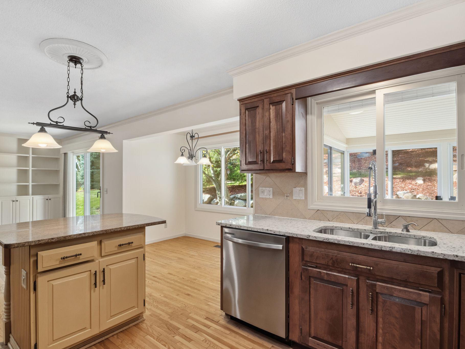 View of Residential at 7735 Tanglewood Court, Edina MN 55439, Edina (7 of 36) - Mike Wilen | Minnesota Team Real Estate