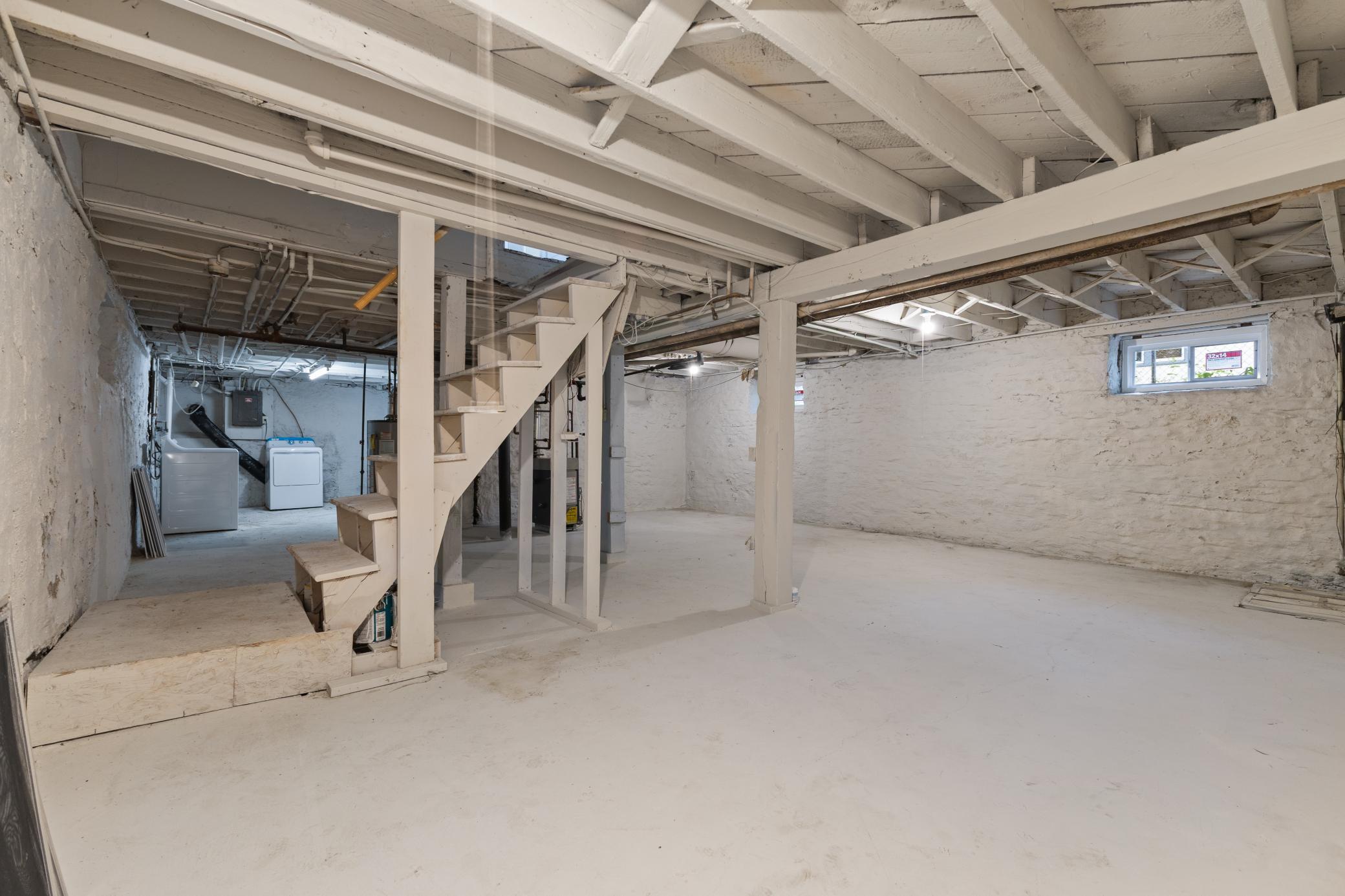View of Residential at 413 Knox Avenue, Minneapolis MN 55405, Minneapolis (30 of 37) - Mike Wilen | Minnesota Team Real Estate