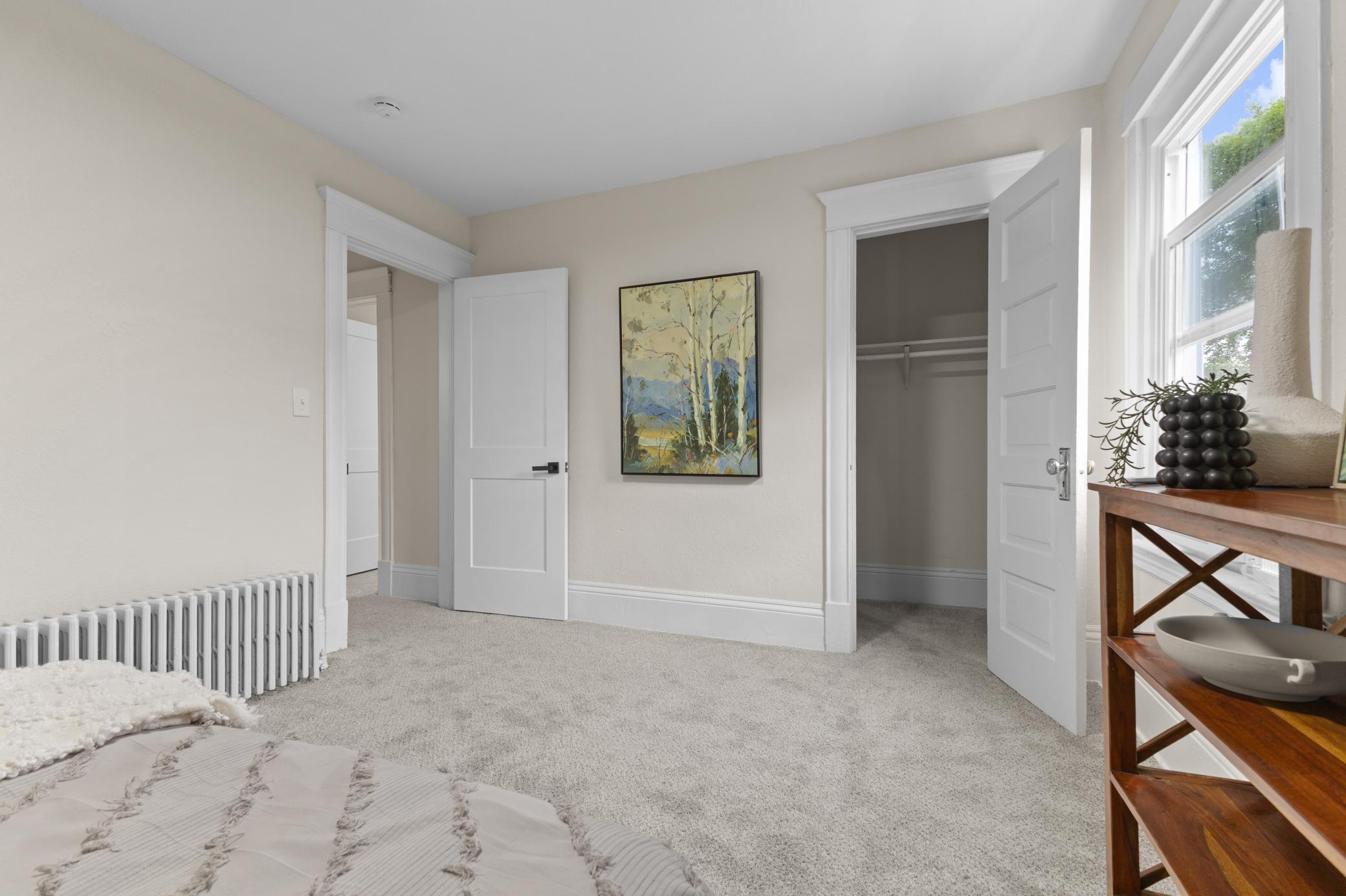 View of Residential at 413 Knox Avenue, Minneapolis MN 55405, Minneapolis (29 of 37) - Mike Wilen | Minnesota Team Real Estate