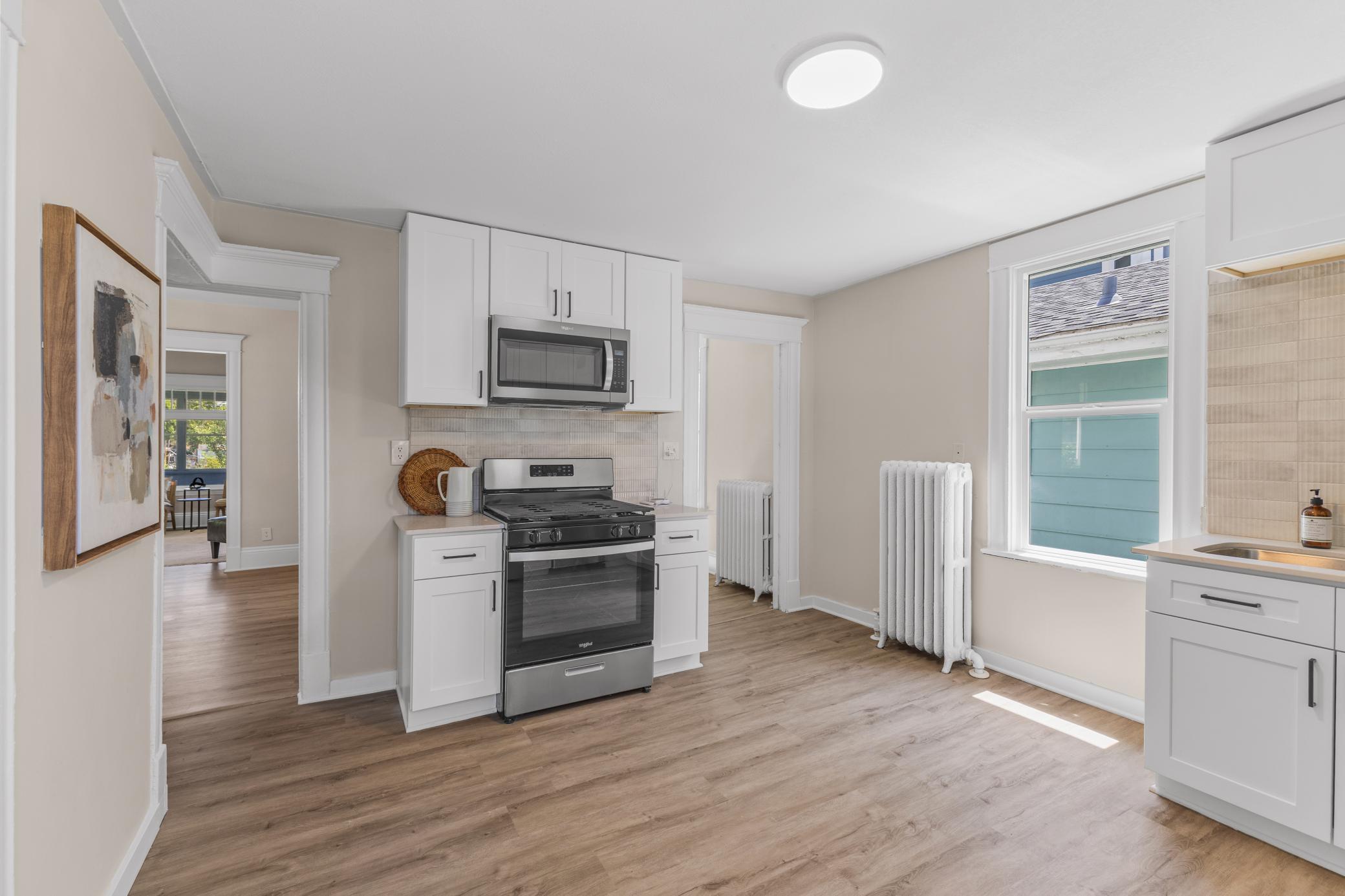 View of Residential at 413 Knox Avenue, Minneapolis MN 55405, Minneapolis (16 of 37) - Mike Wilen | Minnesota Team Real Estate