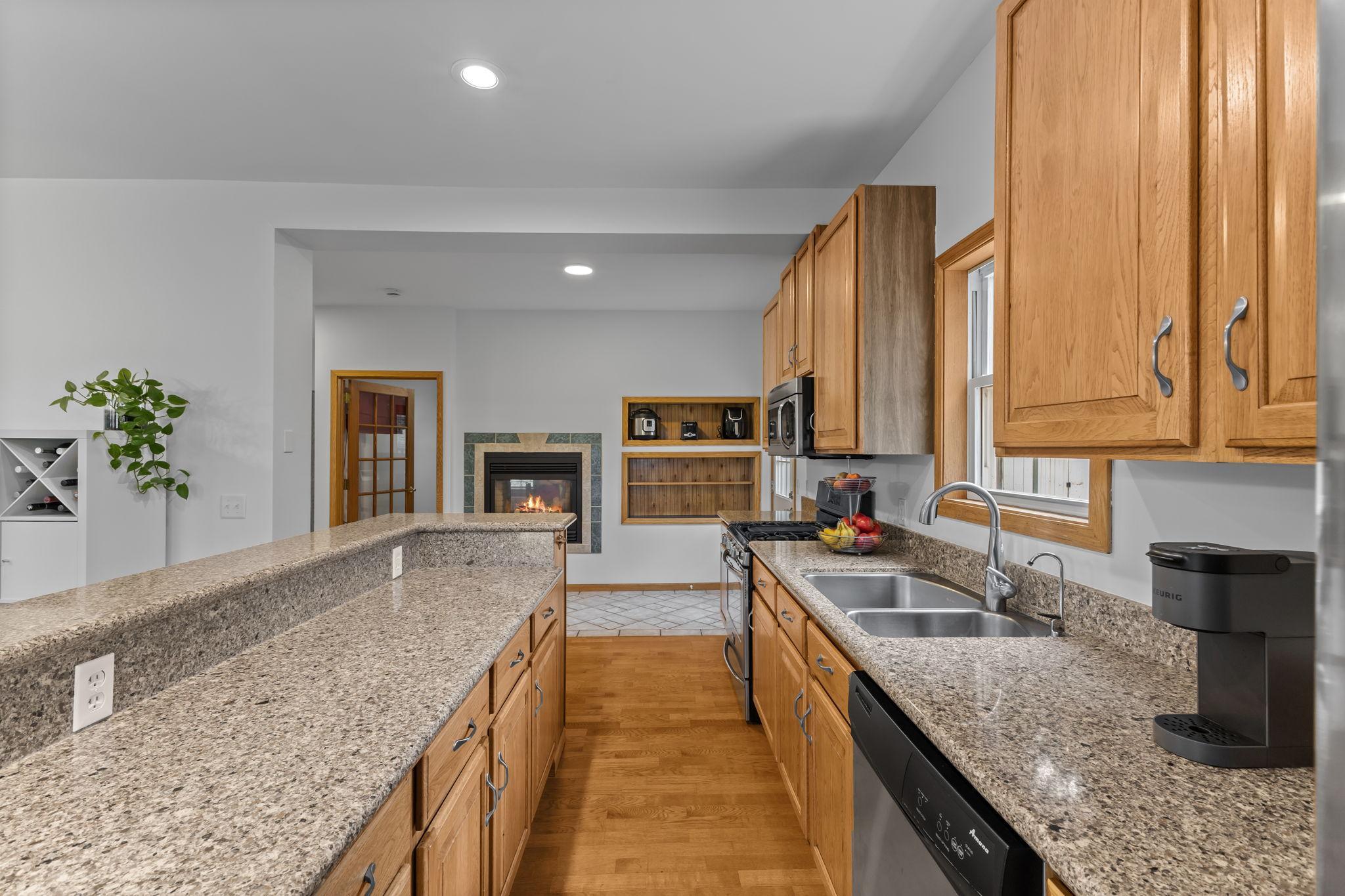 View of Residential at 7520 Walker Street, Saint Louis Park MN 55426, Saint Louis Park (22 of 72) - Mike Wilen | Minnesota Team Real Estate