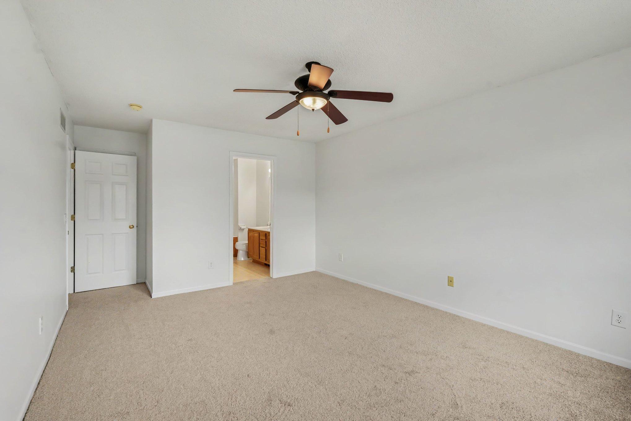 View of Residential at 697 Kingfisher Lane #H, Woodbury MN 55125, Woodbury (25 of 32) - Mike Wilen | Minnesota Team Real Estate
