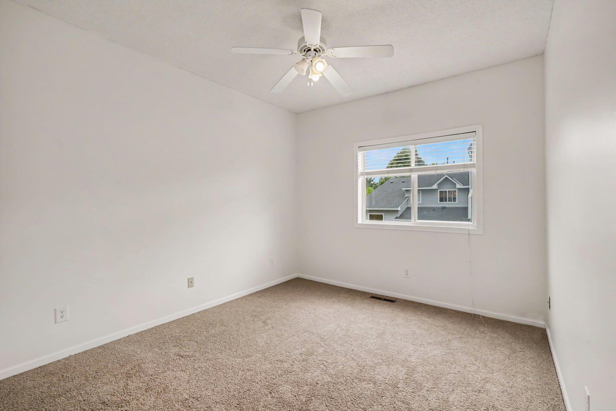 View of Residential at 697 Kingfisher Lane #H, Woodbury MN 55125, Woodbury (20 of 32) - Mike Wilen | Minnesota Team Real Estate